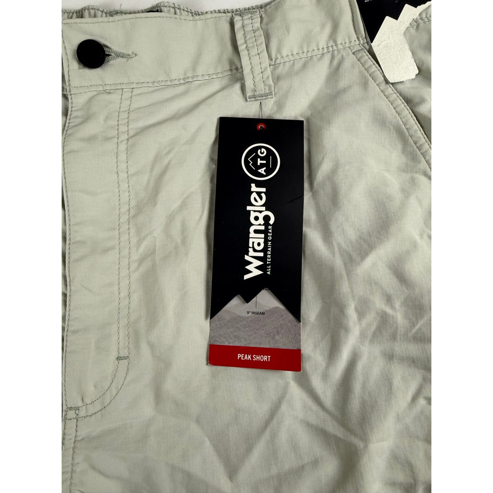 Wrangler Wrangler ATG Peak Light Gray Nylon Shorts - Size 38 Size US 38 / EU 54 - 6 Thumbnail