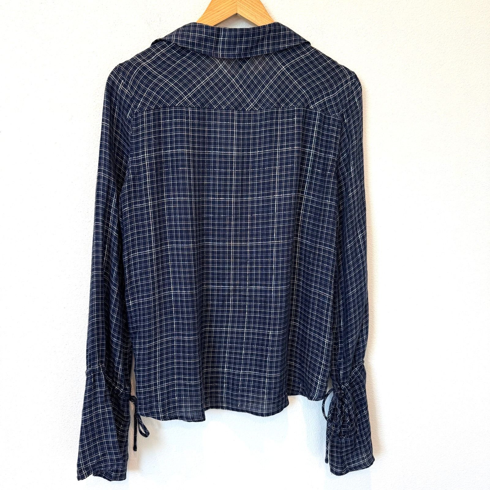 Paige PAIGE Calissa Navy Plaid Flannel Peacoat Gunmetal Check Top Size M / US 6-8 / IT 42-44 - 2 Thumbnail