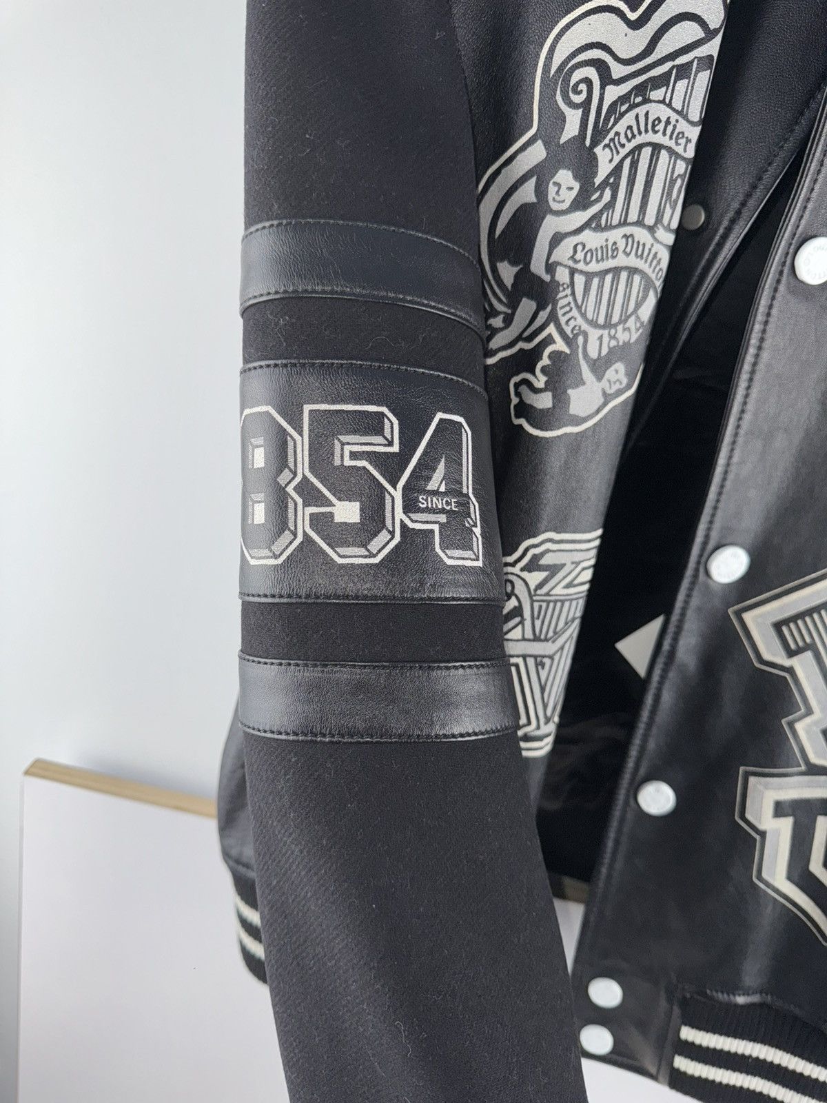 Louis Vuitton × Virgil Abloh Lv varsity jacket Size US L / EU 52-54 / 3 - 6 Thumbnail
