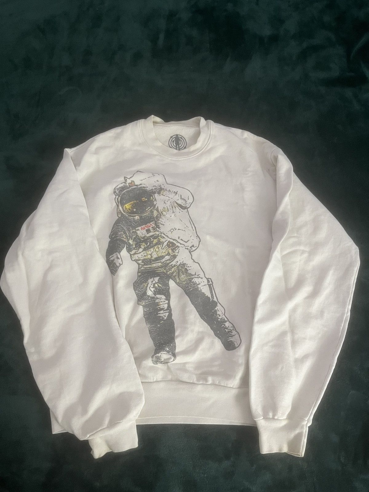 Kid Cudi to the moon tour Crewneck sweater astronaut deals