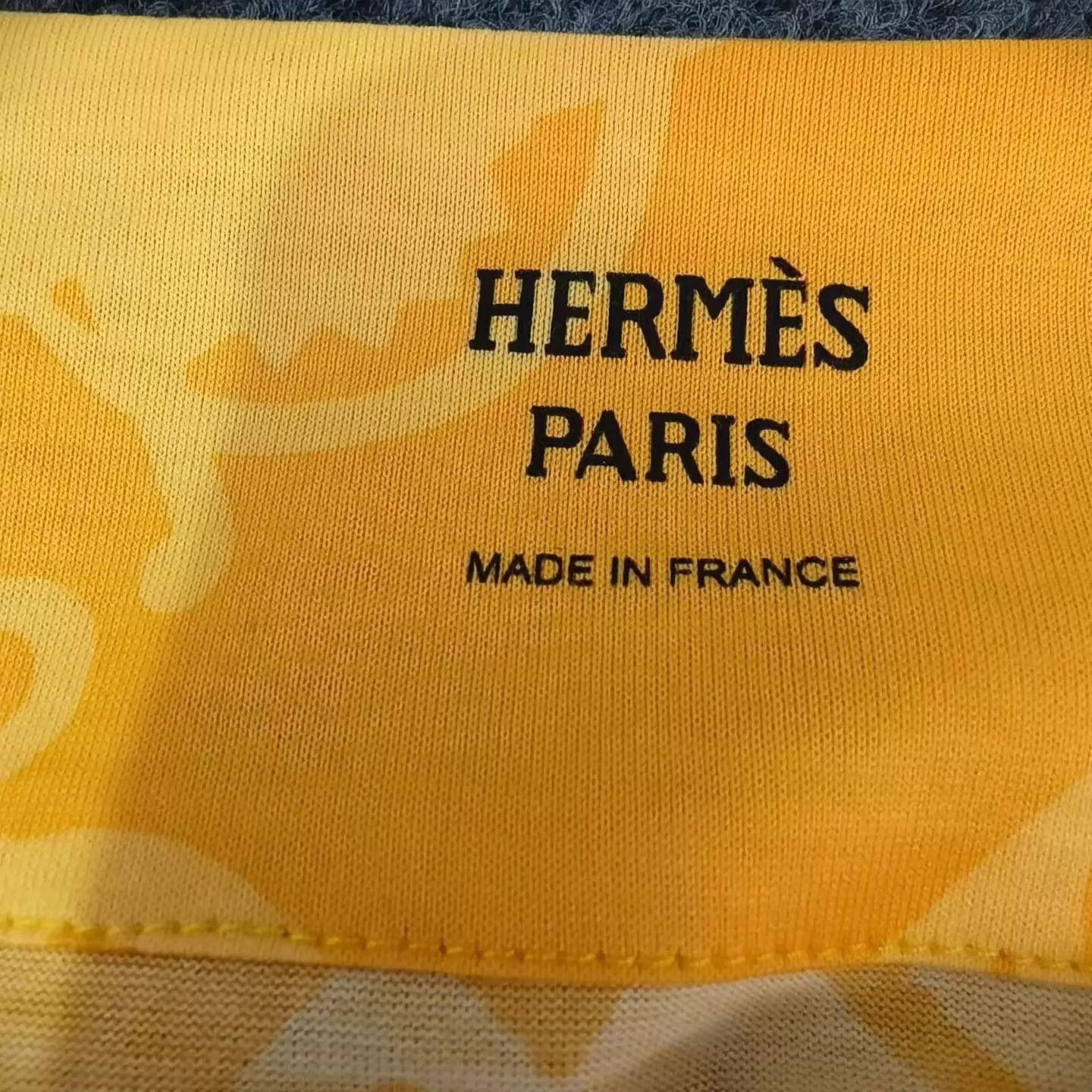 Hermes Hermes Yellow Silk Short Sleeve W36 Size XS / US 0-2 / IT 36-38 - 3 Thumbnail