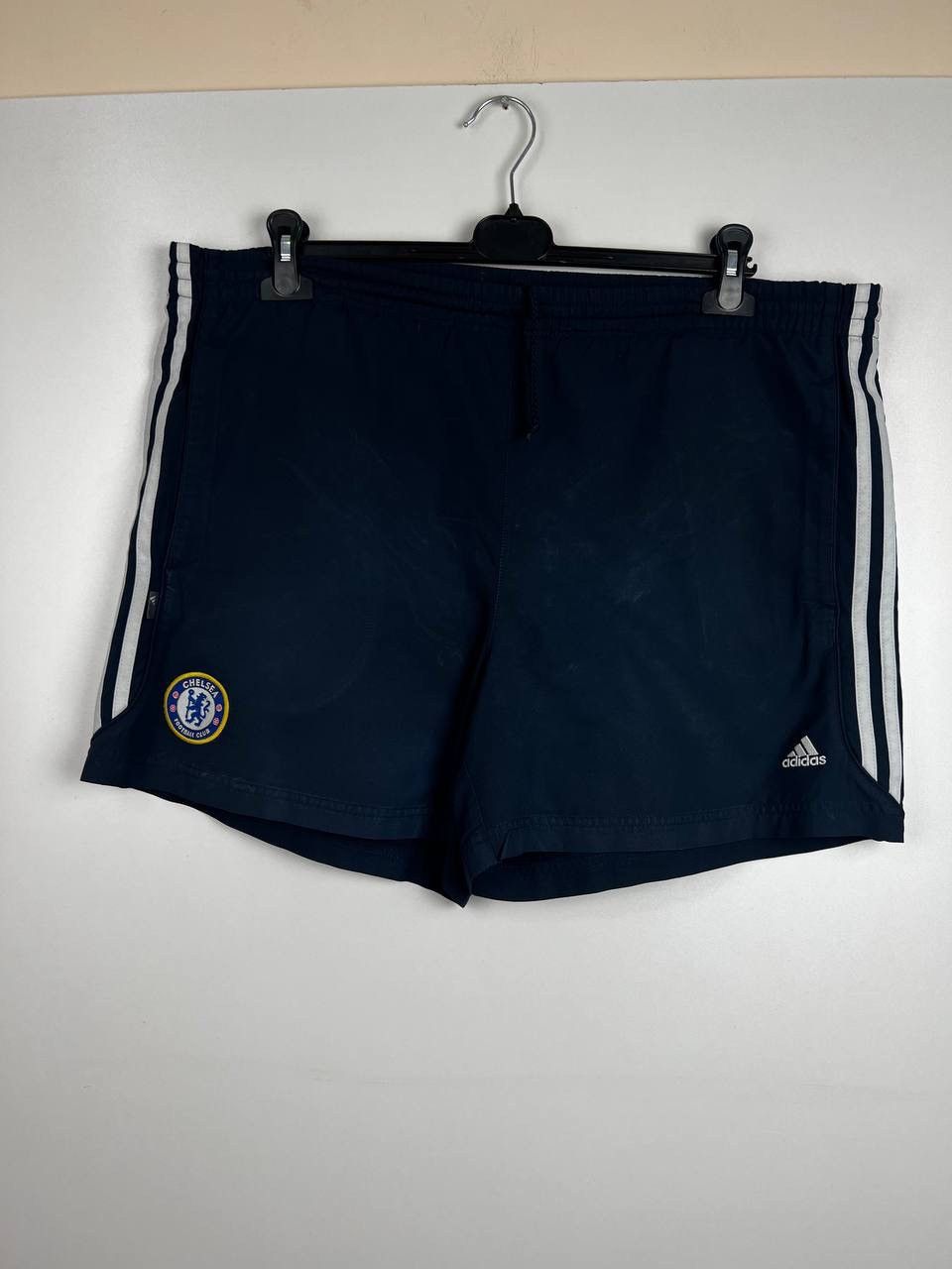 Vintage Chelsea Adidas vintage Shorts size XL Size US 36 / EU 52 - 1 Thumbnail
