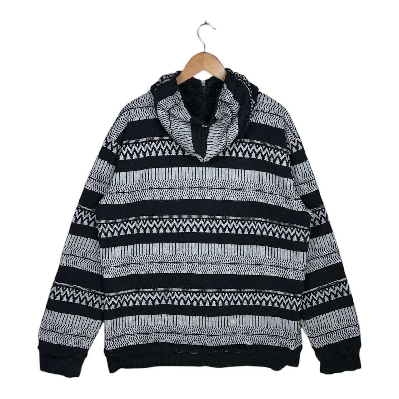 In The Attic In The Attic Avant Garde Japan Baggy Stripe Hooded Jacket Size US XL / EU 56 / 4 - 2 Thumbnail