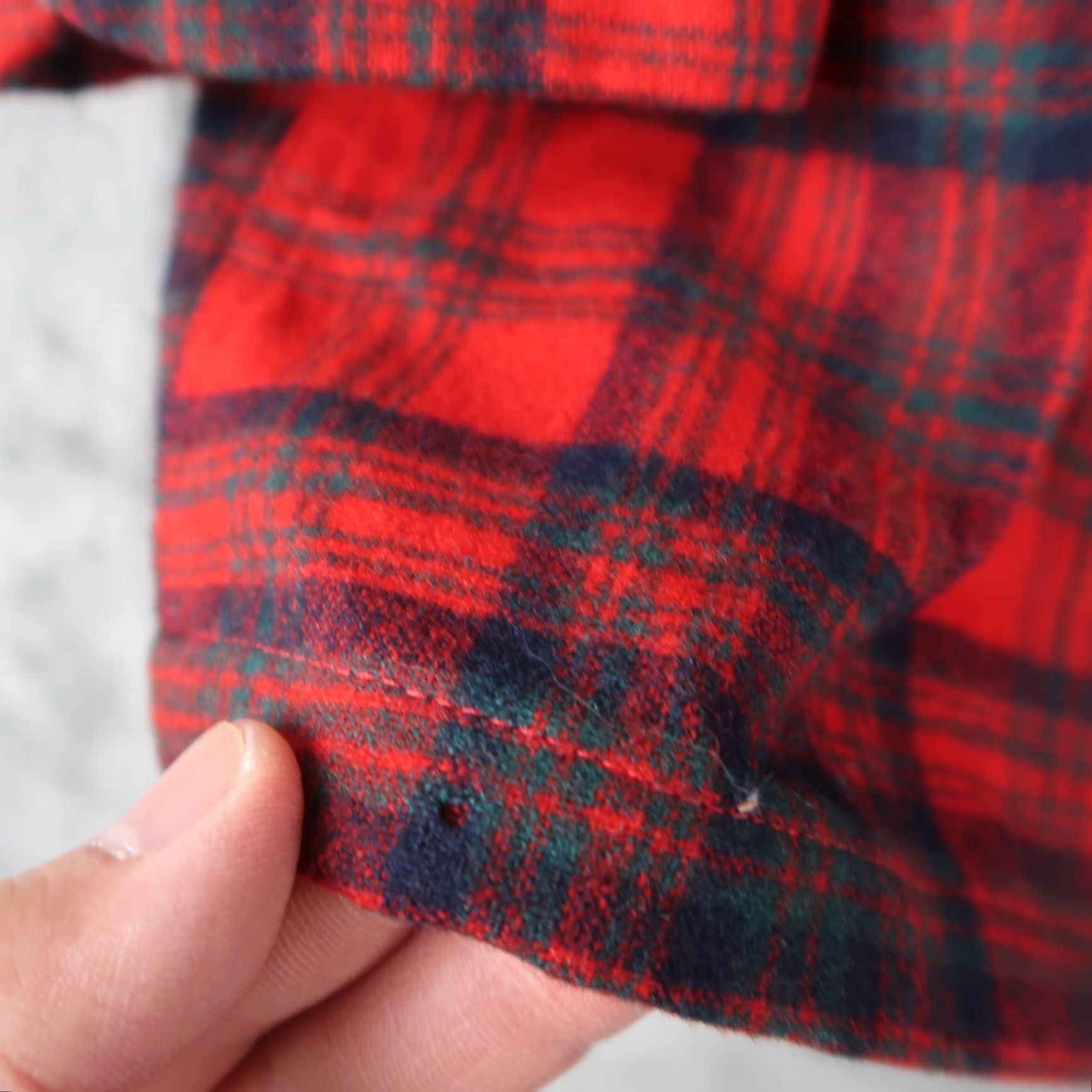 Pendleton VINTAGE Pendleton Board Shirt Shirt Mens L Red Wool Flap Pockets Loop Collar 90s Retro USA Button-Up Size US L / EU 52-54 / 3 - 7 Thumbnail