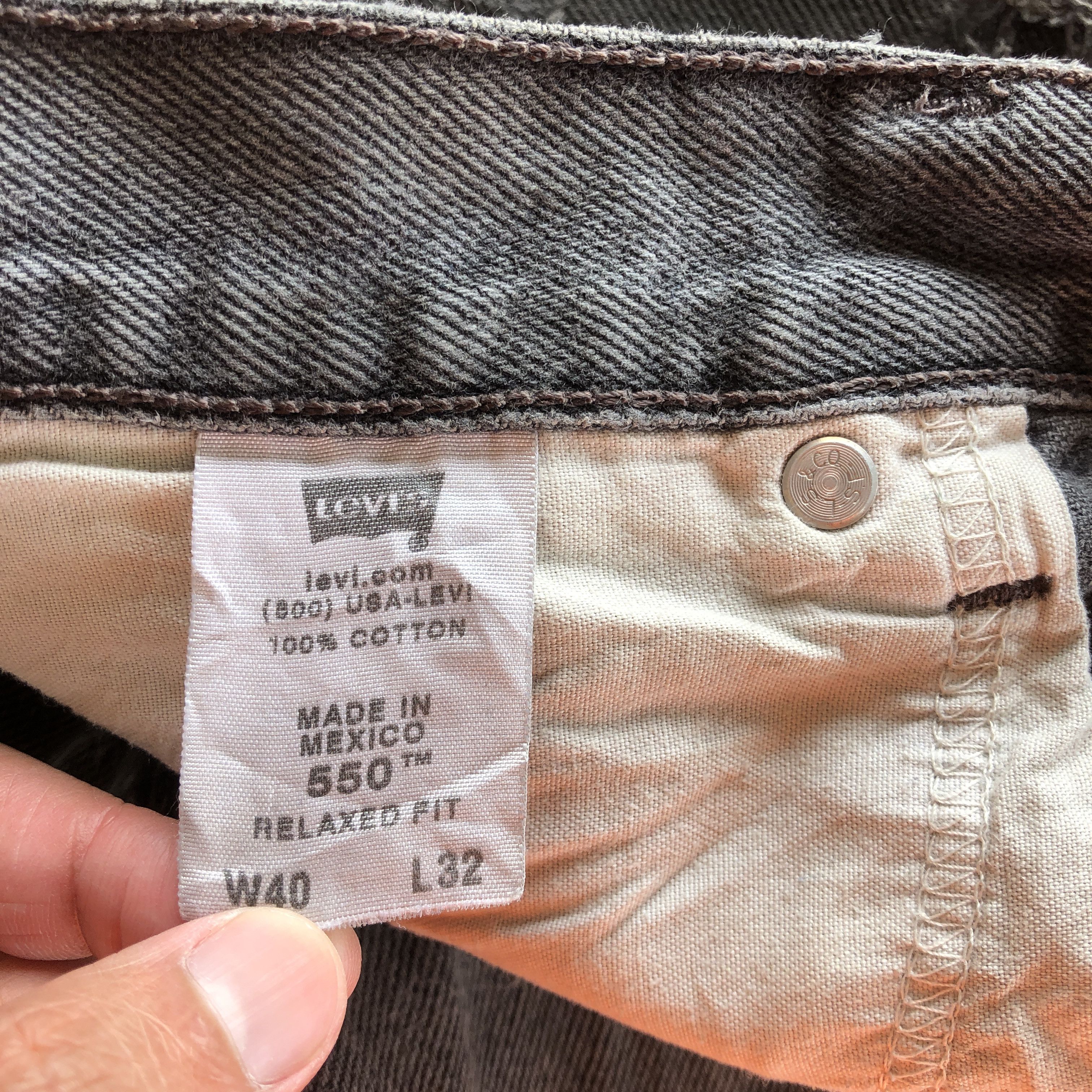 Levi's Distressed Levis 550 Jeans Super Black Levis 550 Denim Size US 32 / EU 48 - 6 Thumbnail