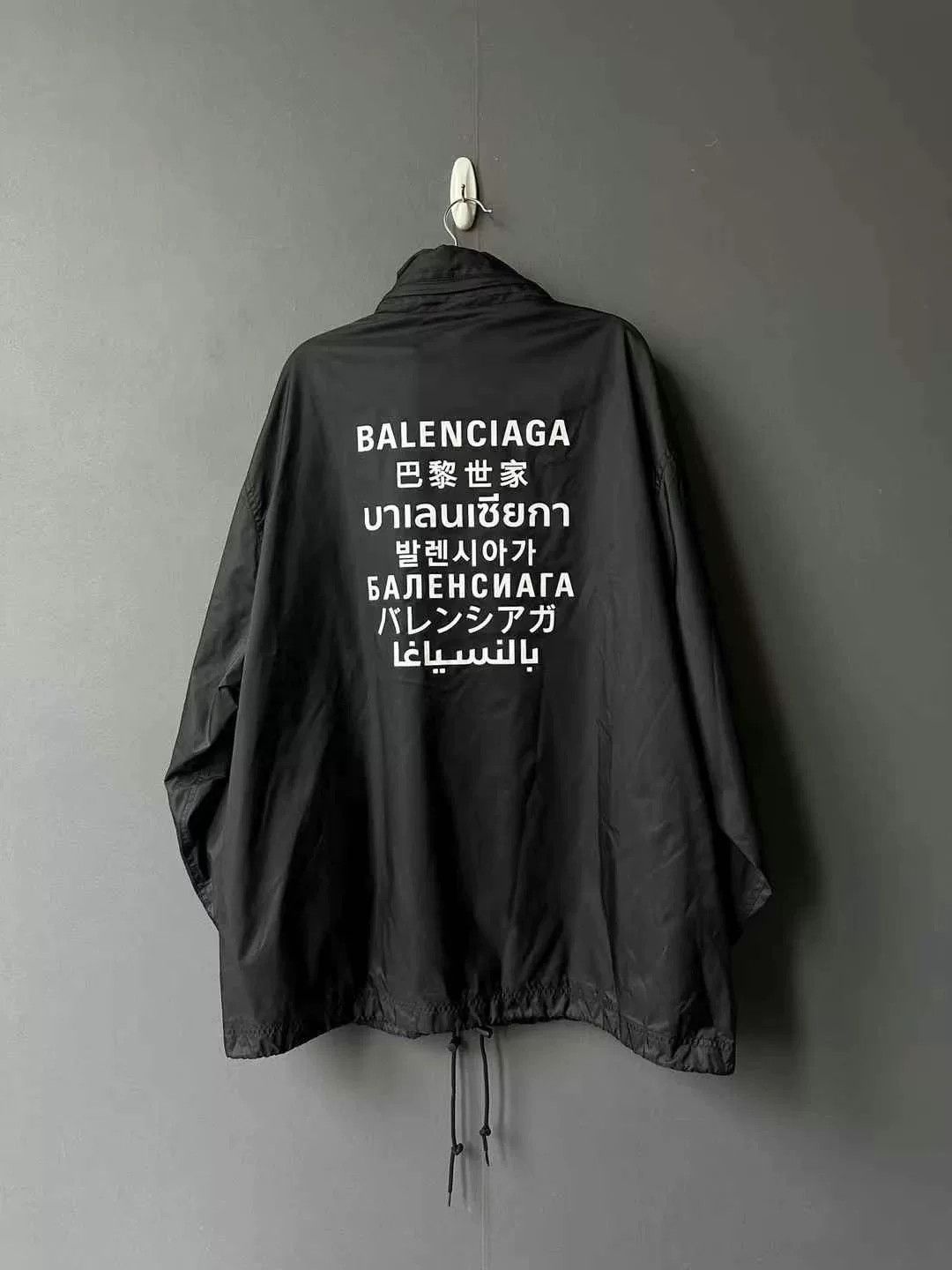 Balenciaga Balenciaga Black Multi-Language Jacket Size US M / EU 48-50 / 2 - 1 Thumbnail