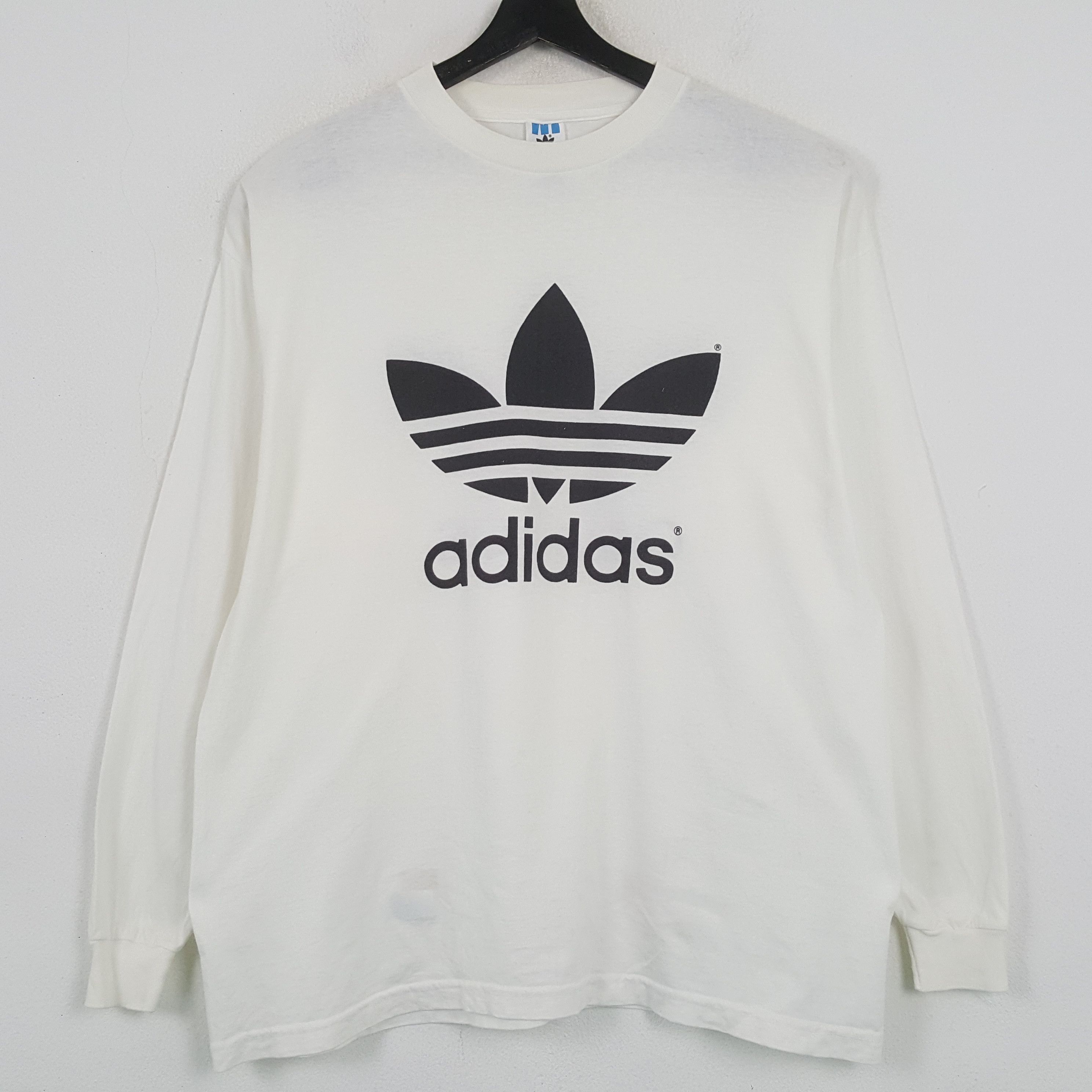 Adidas ADIDAS Big Logo Design Tshirt C285N75 Size US XL / EU 56 / 4 - 1 Thumbnail