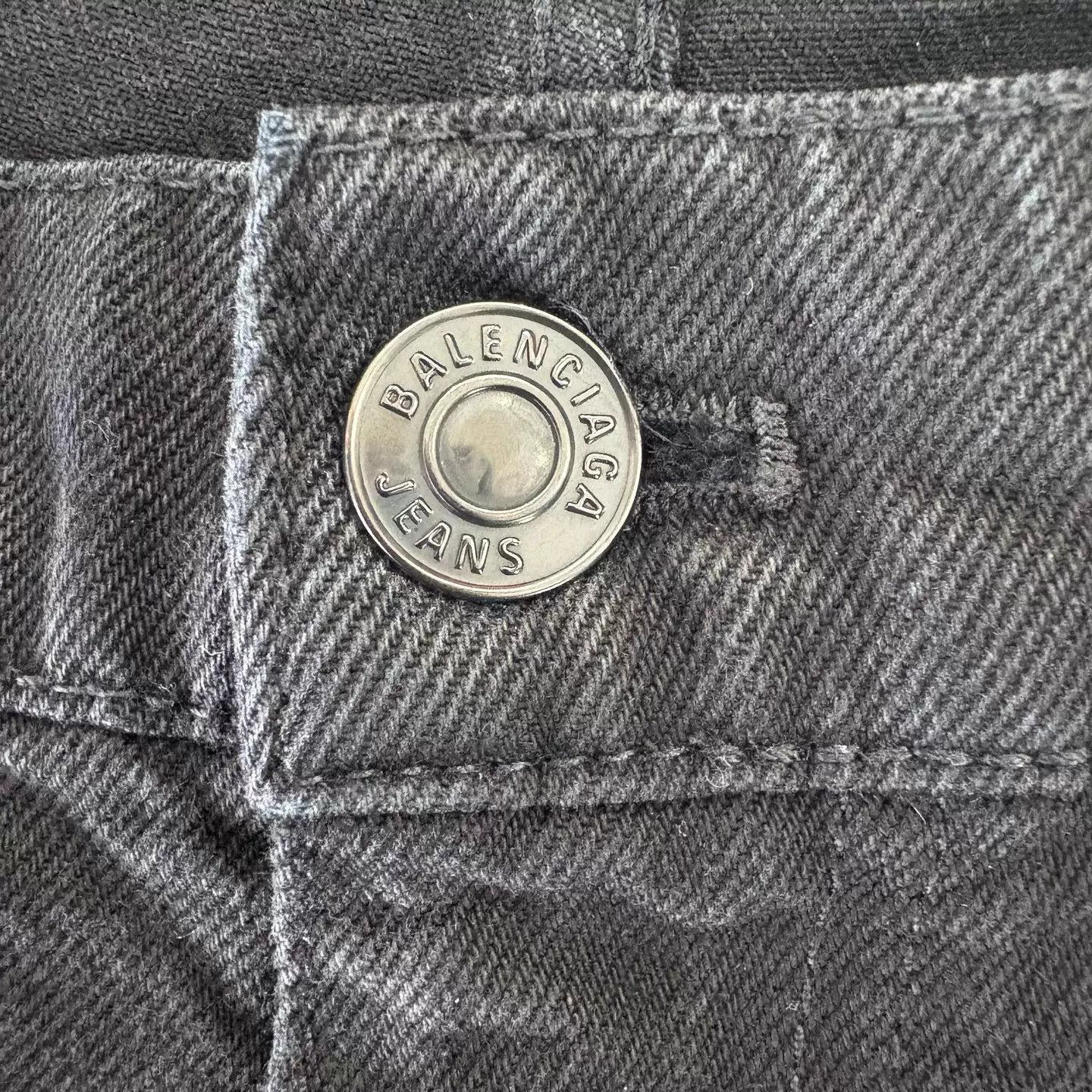 Balenciaga Balenciaga Distressed Washed LeatherTag Black M Jeans Size US 32 / EU 48 - 6 Thumbnail