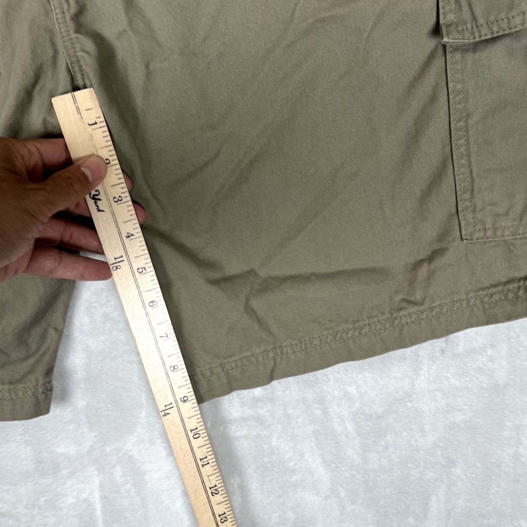 Wrangler Vintage Wrangler Shorts Mens 46 Khaki Brown Cargo Stretch 9 Inseam Utility Y2K Size US 30 / EU 46 - 2 Thumbnail