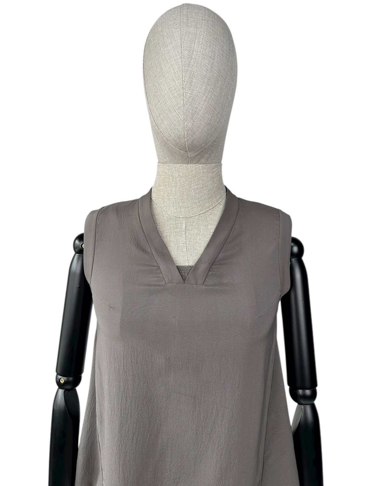 Brunello Cucinelli BRUNELLO CUCINELLI Silk Sleeveless Top V-Neck Blouse size XS Size XS / US 0-2 / IT 36-38 - 5 Thumbnail