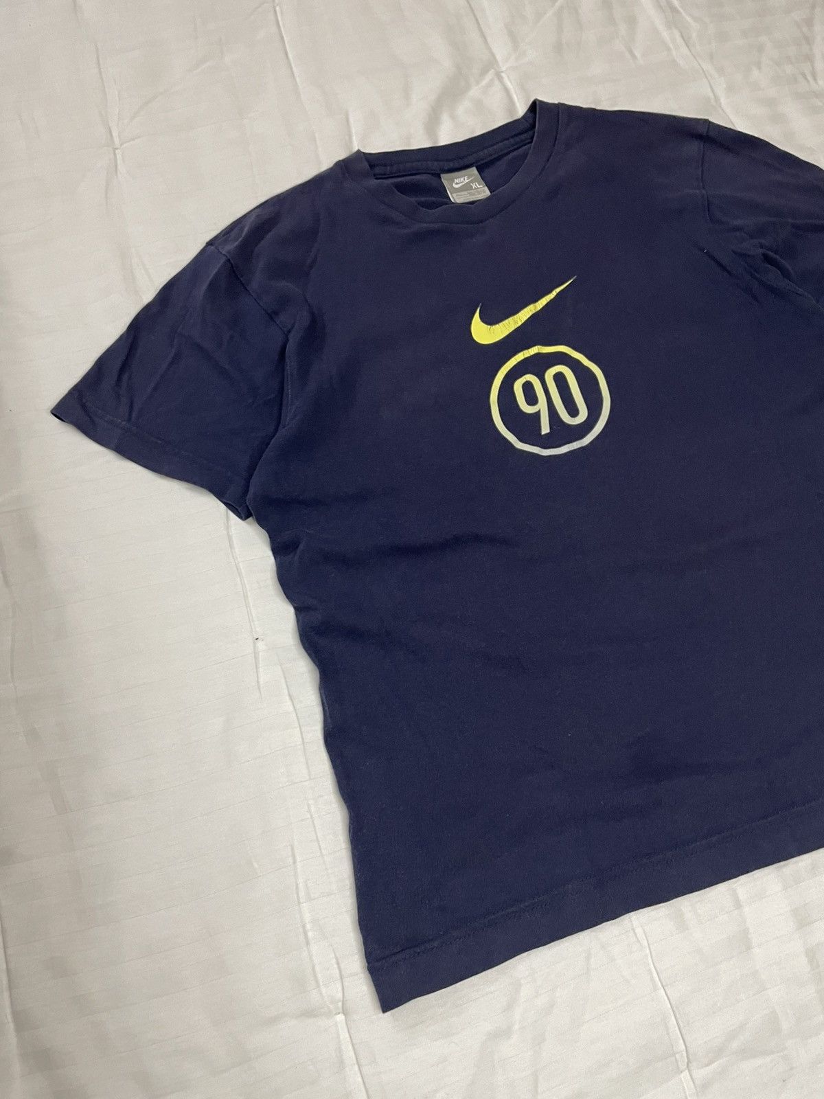 Nike Vintage Nike Total 90 T90 Drill Gorpcore Streetwear T-shirt Size US S / EU 44-46 / 1 - 3 Thumbnail