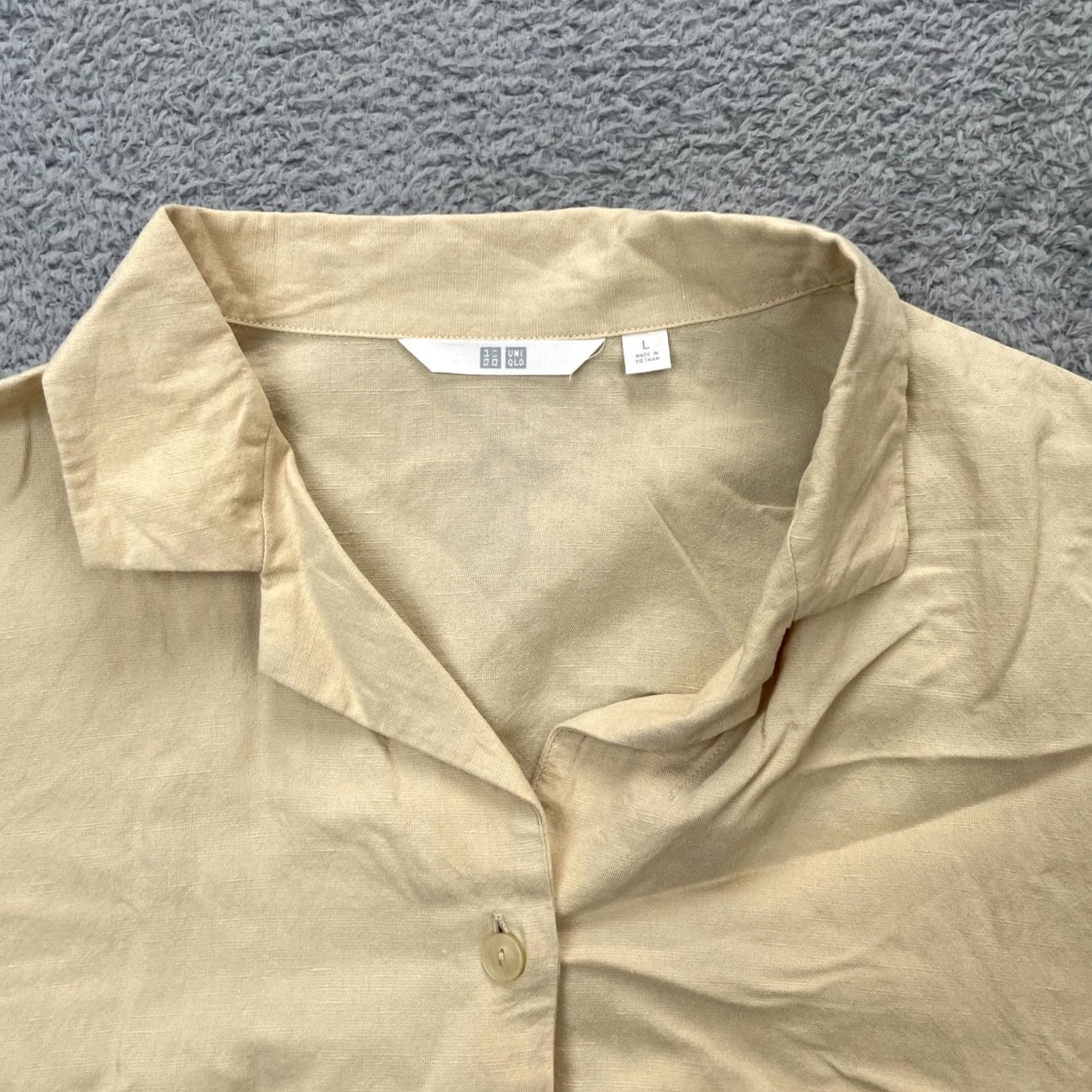 Uniqlo Uniqlo Shirt Womens L Beige Button Up Short Sleeve Camp Collar Tropical Hawaiian Beach Casual Workwear Size L / US 10 / IT 46 - 3 Thumbnail