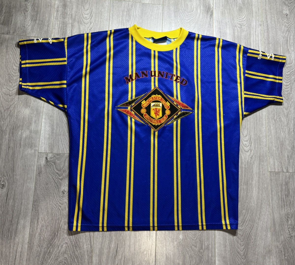 Umbro × Vintage Manchester United 1994 Training Soccer Jersey Umbro Shirt Size US L / EU 52-54 / 3 - 1 Thumbnail