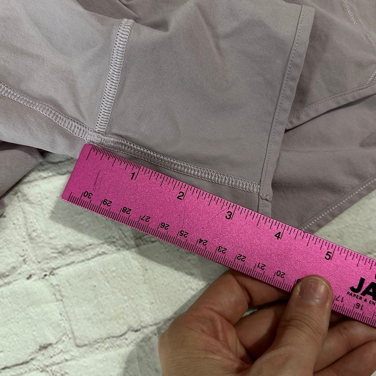 Lululemon lululemon hotty hot shorts Size 34" / US 12 / IT 48 - 6 Thumbnail