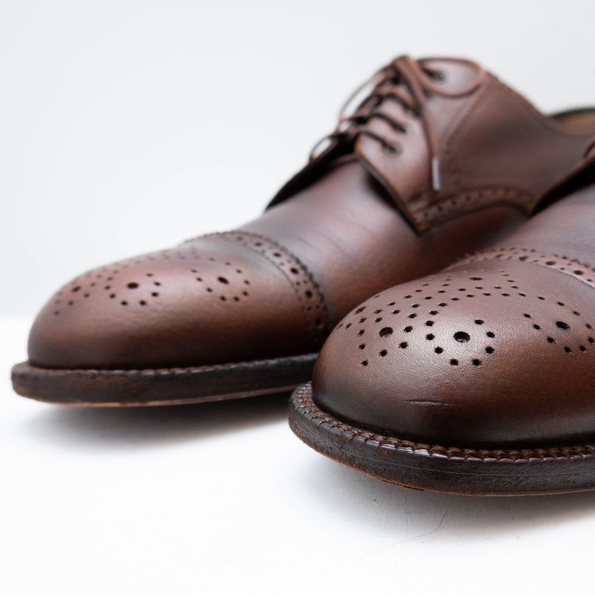 Salvatore Ferragamo Salvatore Ferragamo Brown Leather Oxford CapToe Brogue 10.5D Size US 10.5 / EU 43-44 - 8 Thumbnail
