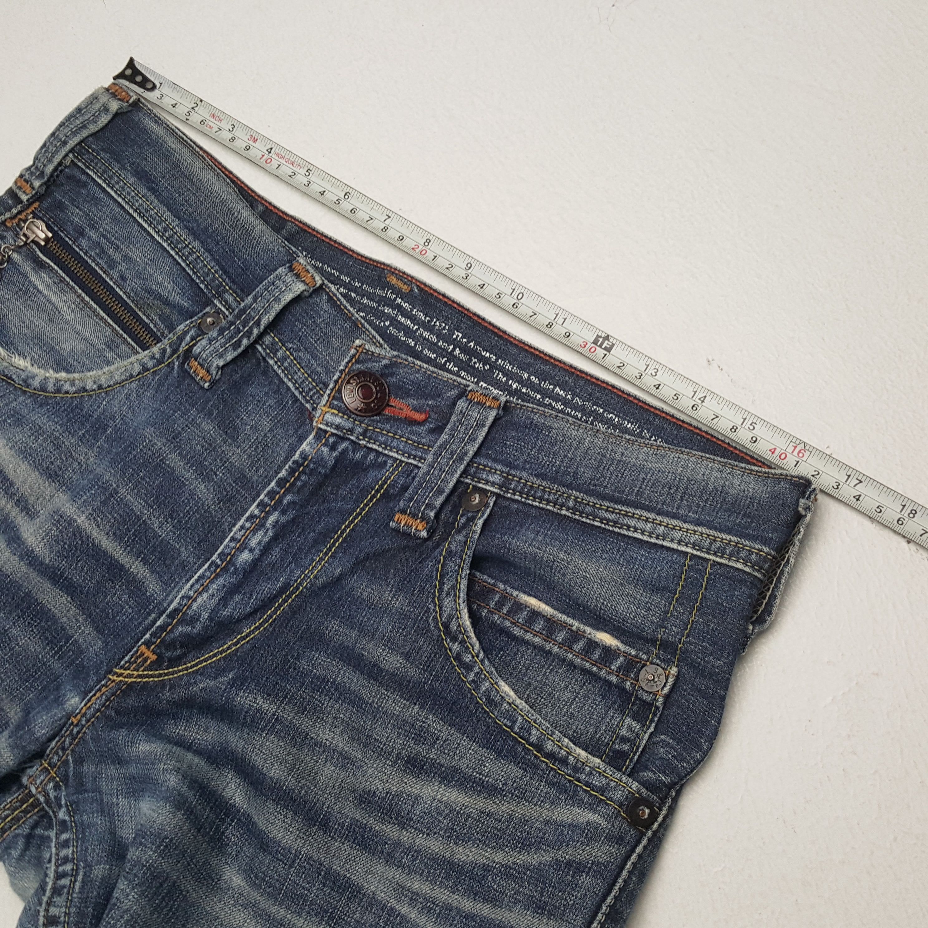 Levi's × Vintage Vintage LEVI'S American Kurt Cobain Distressed Style Jeans Size US 33 - 7 Thumbnail
