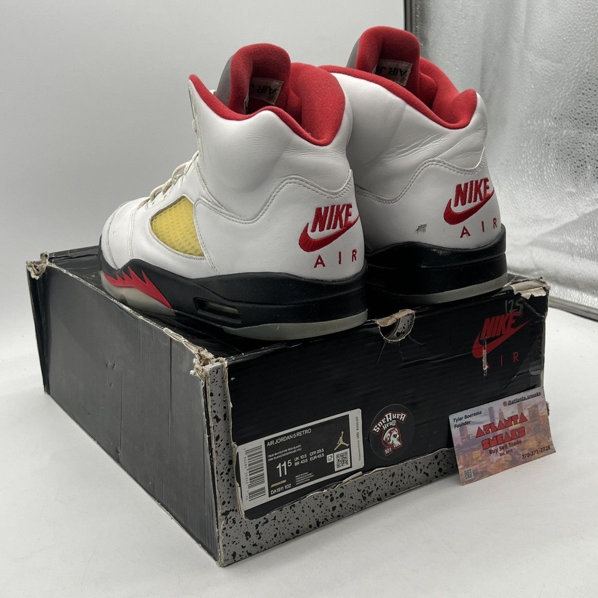 Jordan Brand Air Jordan 5 fire red Size US 11.5 / EU 44-45 - 4 Thumbnail