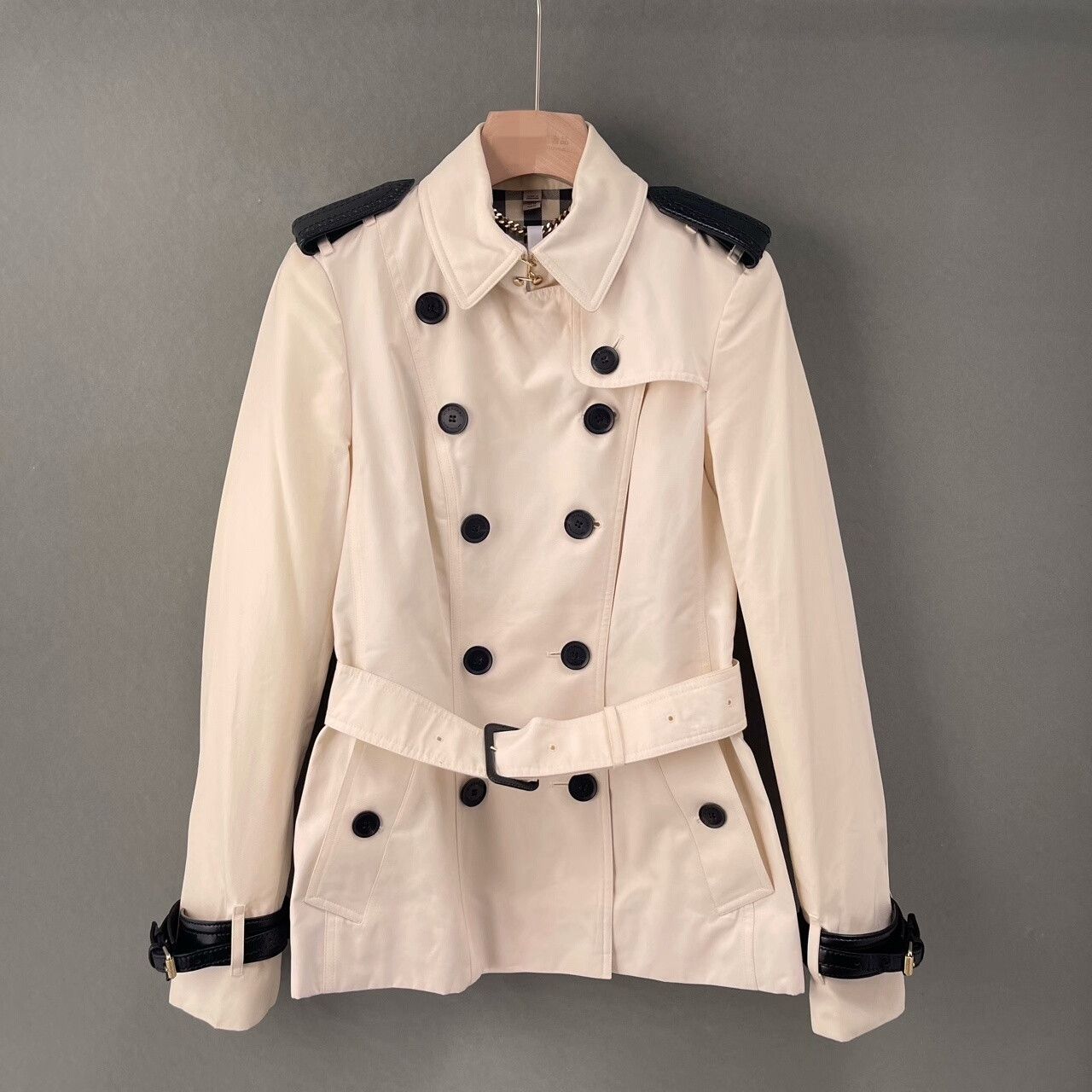Burberry Burberry White Cotton Trench Coat Size XS / US 0-2 / IT 36-38 - 1 Thumbnail