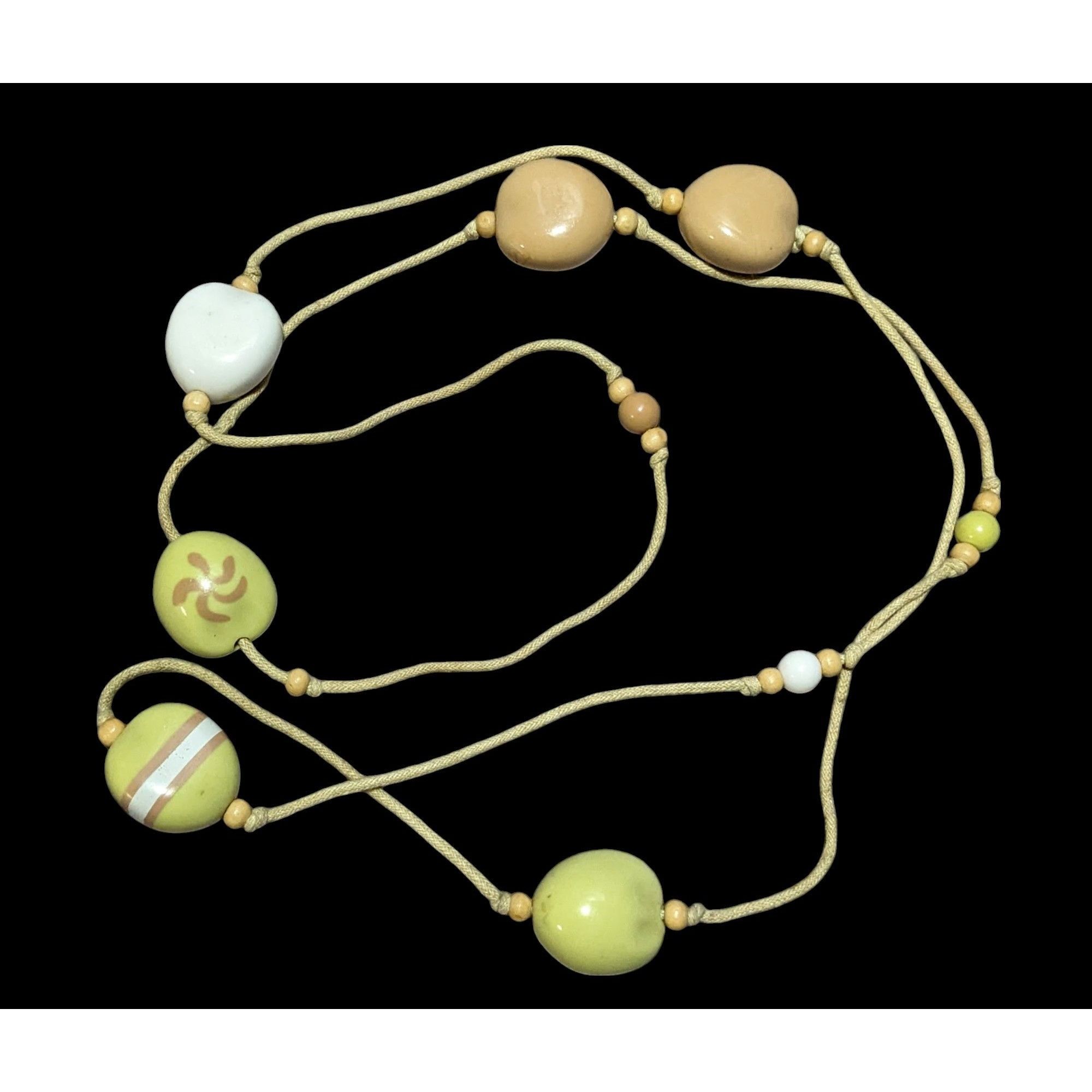 Other Vintage Floral Yellow Kukui Nut Necklace Size ONE SIZE - 1 Thumbnail