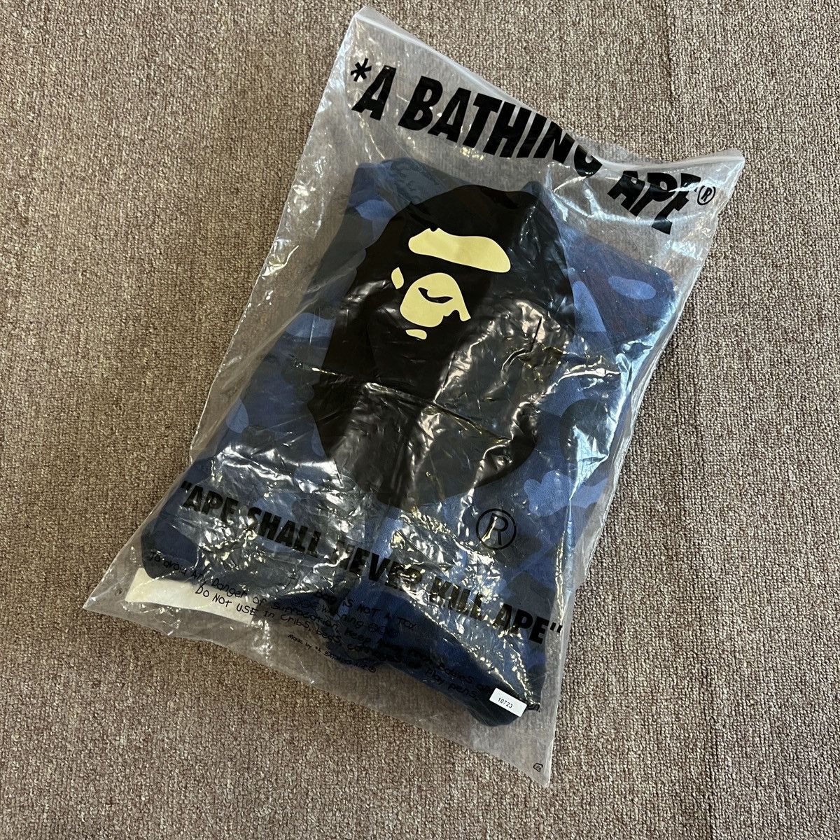Bape Bape blue camo hoodie Size US L / EU 52-54 / 3 - 10 Thumbnail