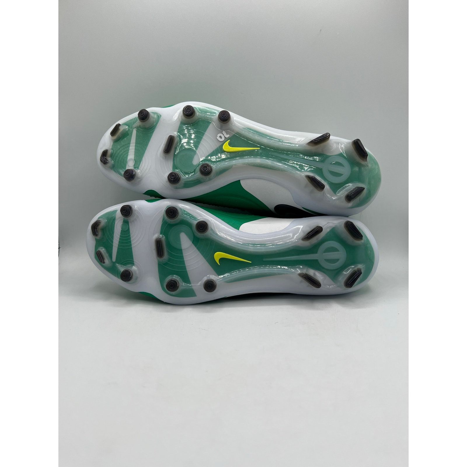 Nike Nike Tiempo Legend 10 Elite FG “Stadium Green” size 6 men’s Size US 6 / EU 39 - 5 Thumbnail
