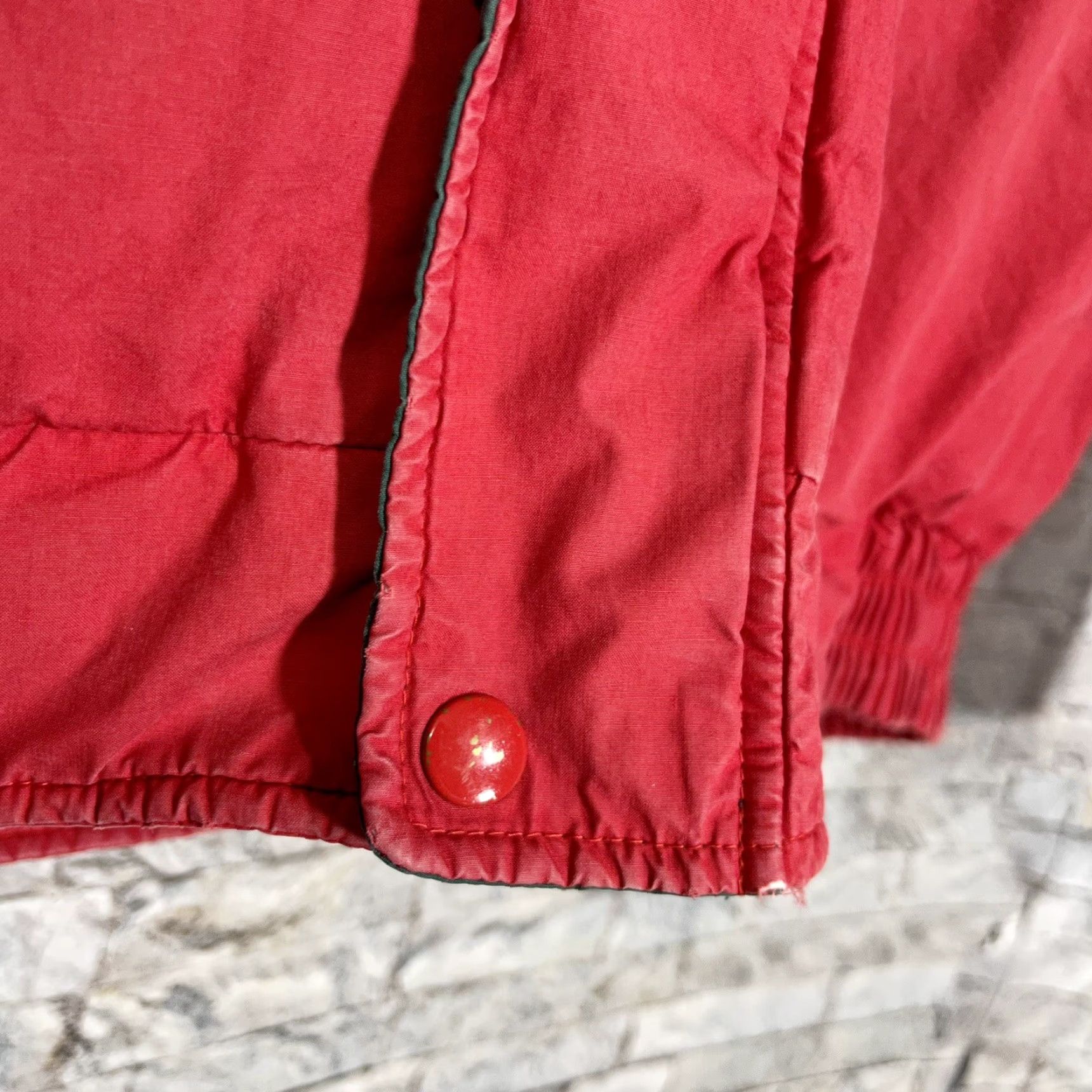 Vintage VINTAGE William Barry Struggle Gear Red Down Jacket Leather Collar Men’s L Jacket Size US L / EU 52-54 / 3 - 2 Thumbnail