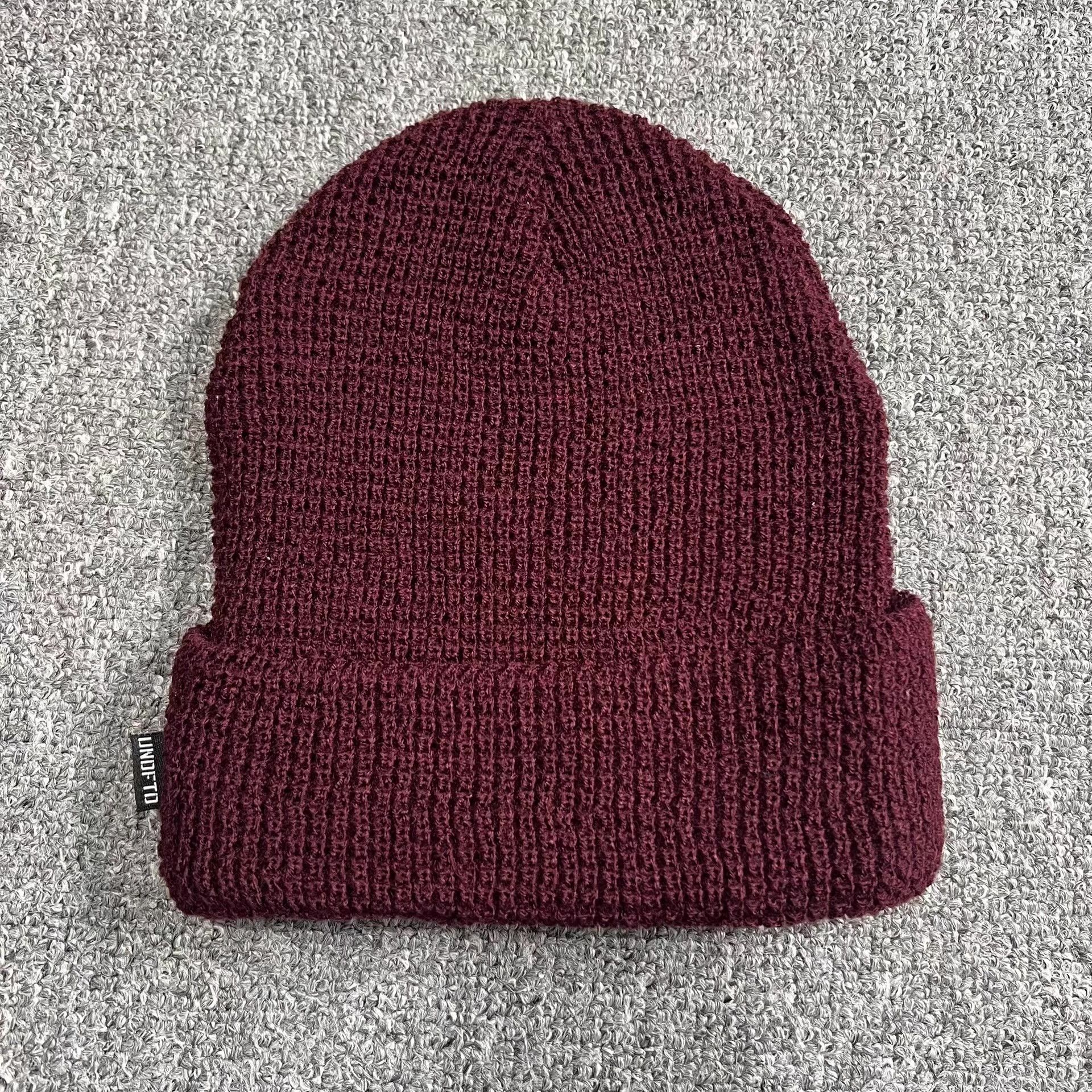 Undefeated Undefeated Embroidered Knitted Beanie Three colors Q7 Size ONE SIZE - 9 Thumbnail