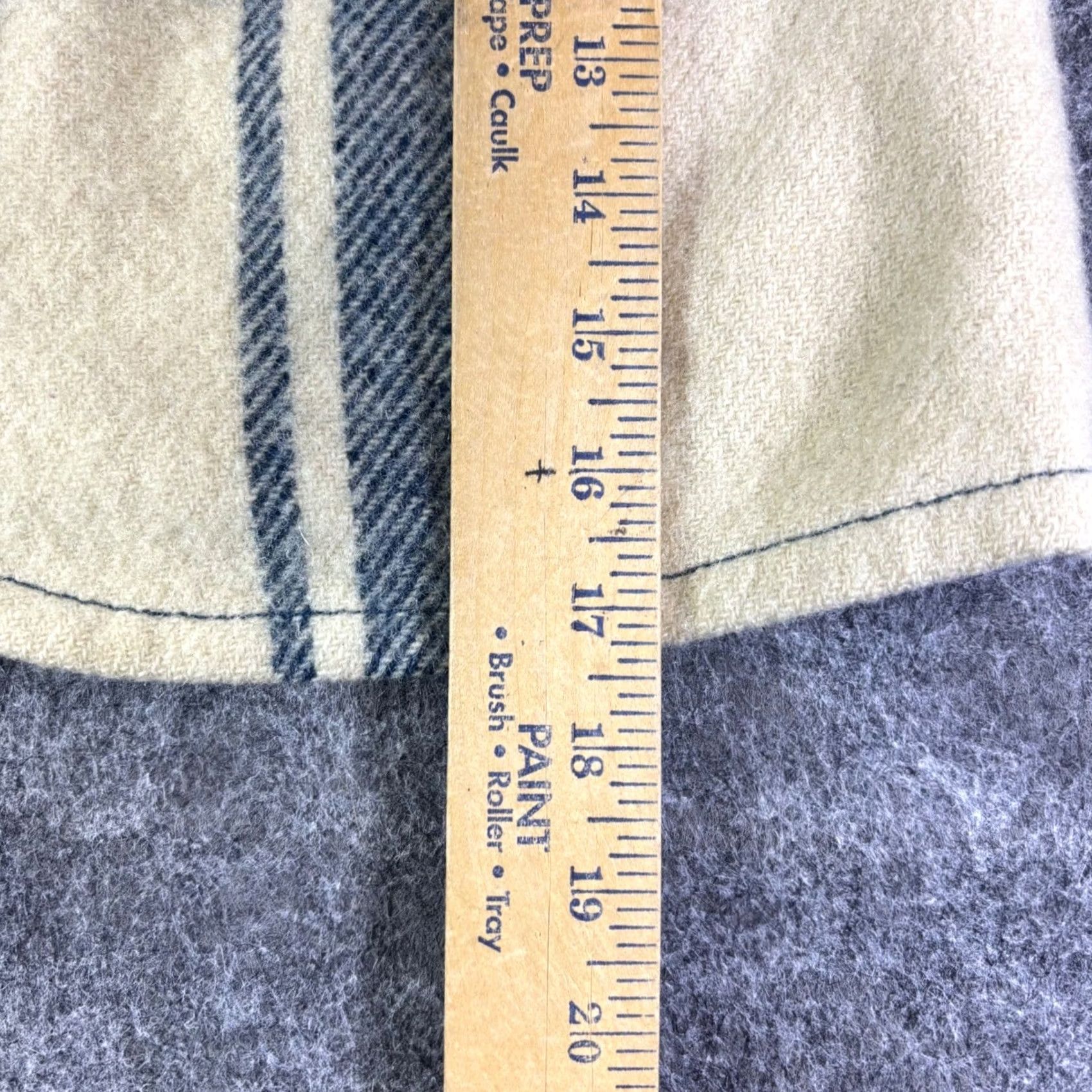 Vintage VINTAGE Country Set Vest Plaid Wool Cream Navy Button Front Sleeveless XL Women Size L / US 10 / IT 46 - 4 Thumbnail