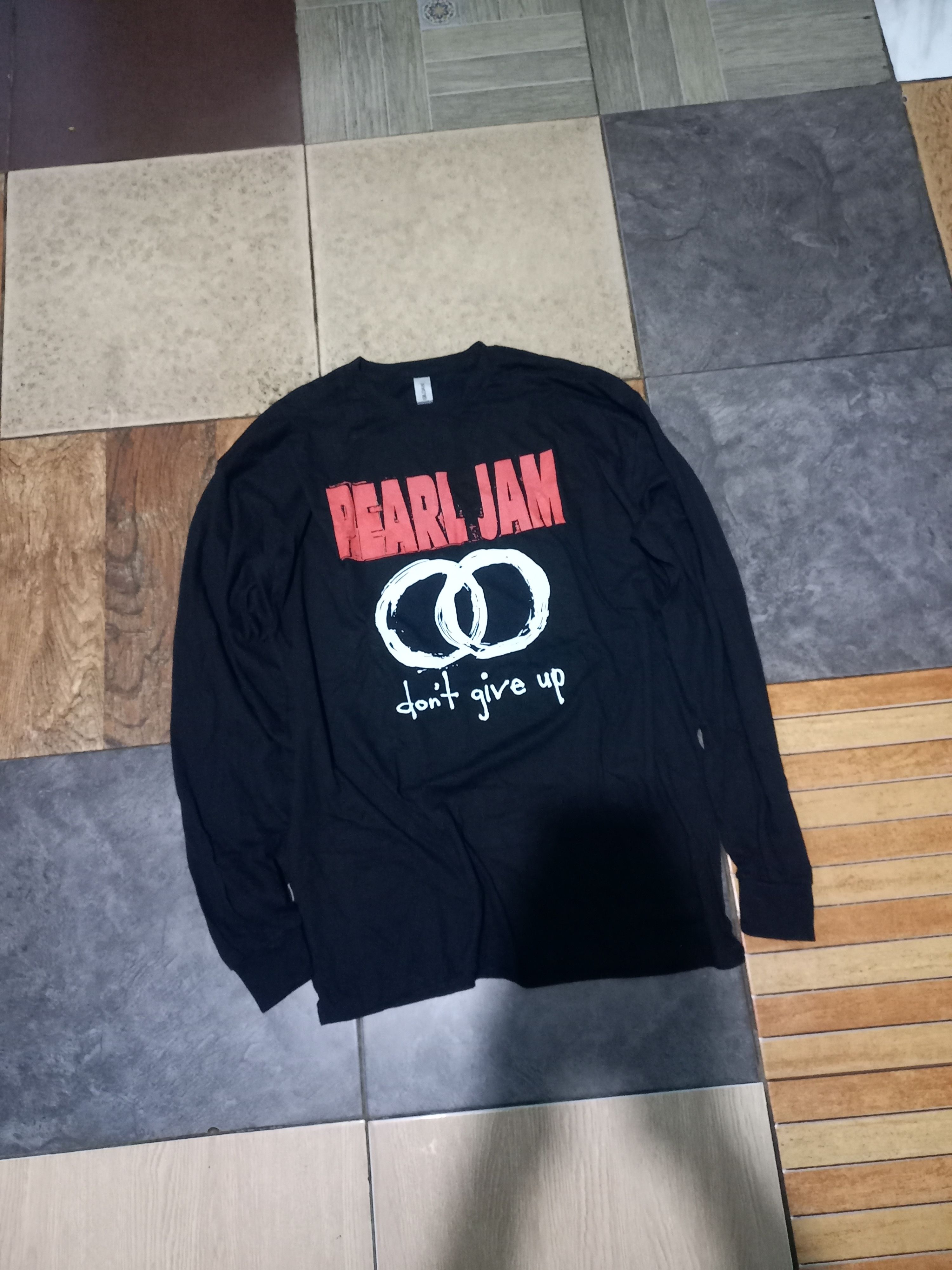 Gildan PEARL JAM Band tee Size US XL / EU 56 / 4 - 1 Thumbnail