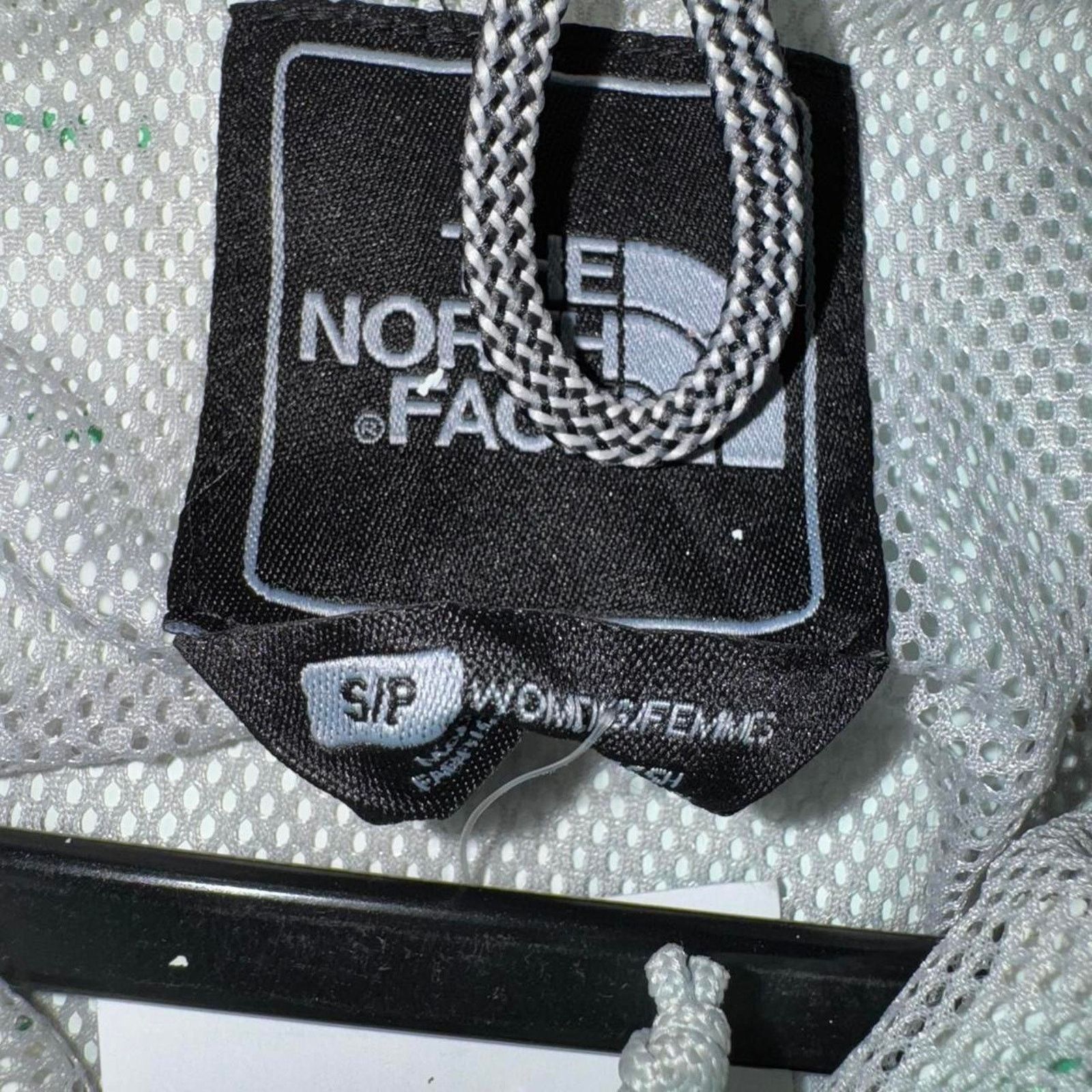 The North Face Vintage y2k the north face TNF embroidered logo green jacket Size US S / EU 44-46 / 1 - 4 Thumbnail