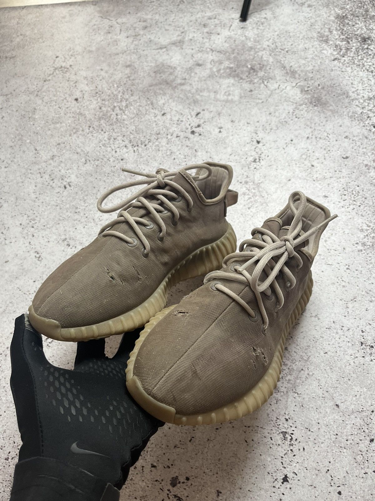 Adidas × Kanye West Adidas Yeezy Boost v2 Mono Mist GW2871 Size US 7 / EU 40 - 4 Thumbnail