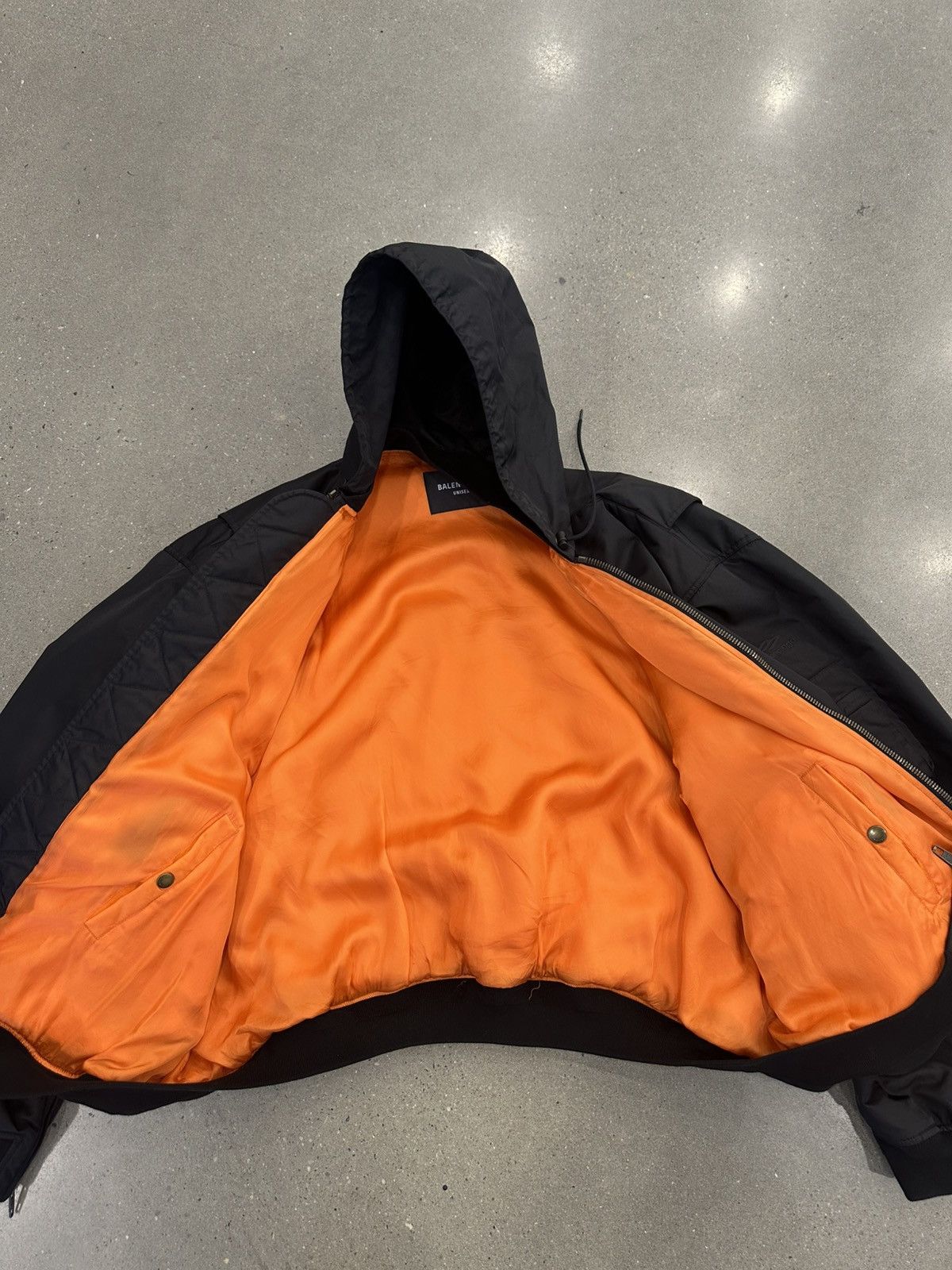 Balenciaga Balenciaga 3B Nylon Bomber SS22 Size US XL / EU 56 / 4 - 3 Thumbnail
