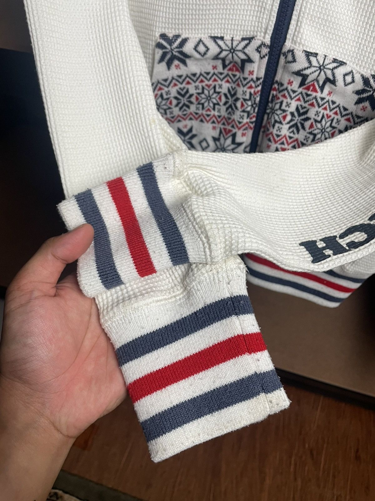 Body Glove 2011 Body Glove "Redondo Beach" waffle-knit zip-up hoodie Size US S / EU 44-46 / 1 - 5 Thumbnail