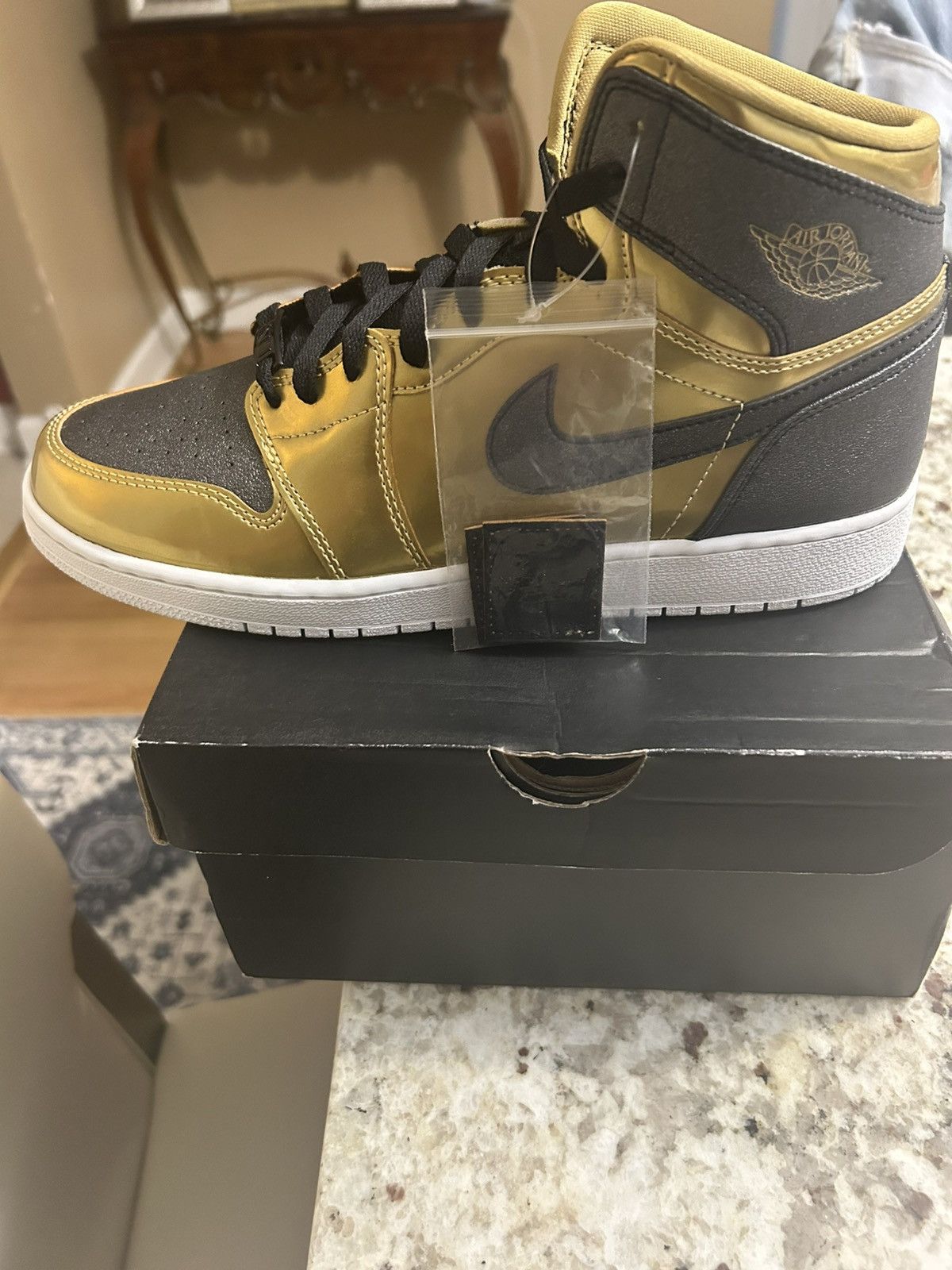 Designer Air Jordan 1 Retro High BHM GG Size US 9.5 / EU 42-43 - 3 Thumbnail