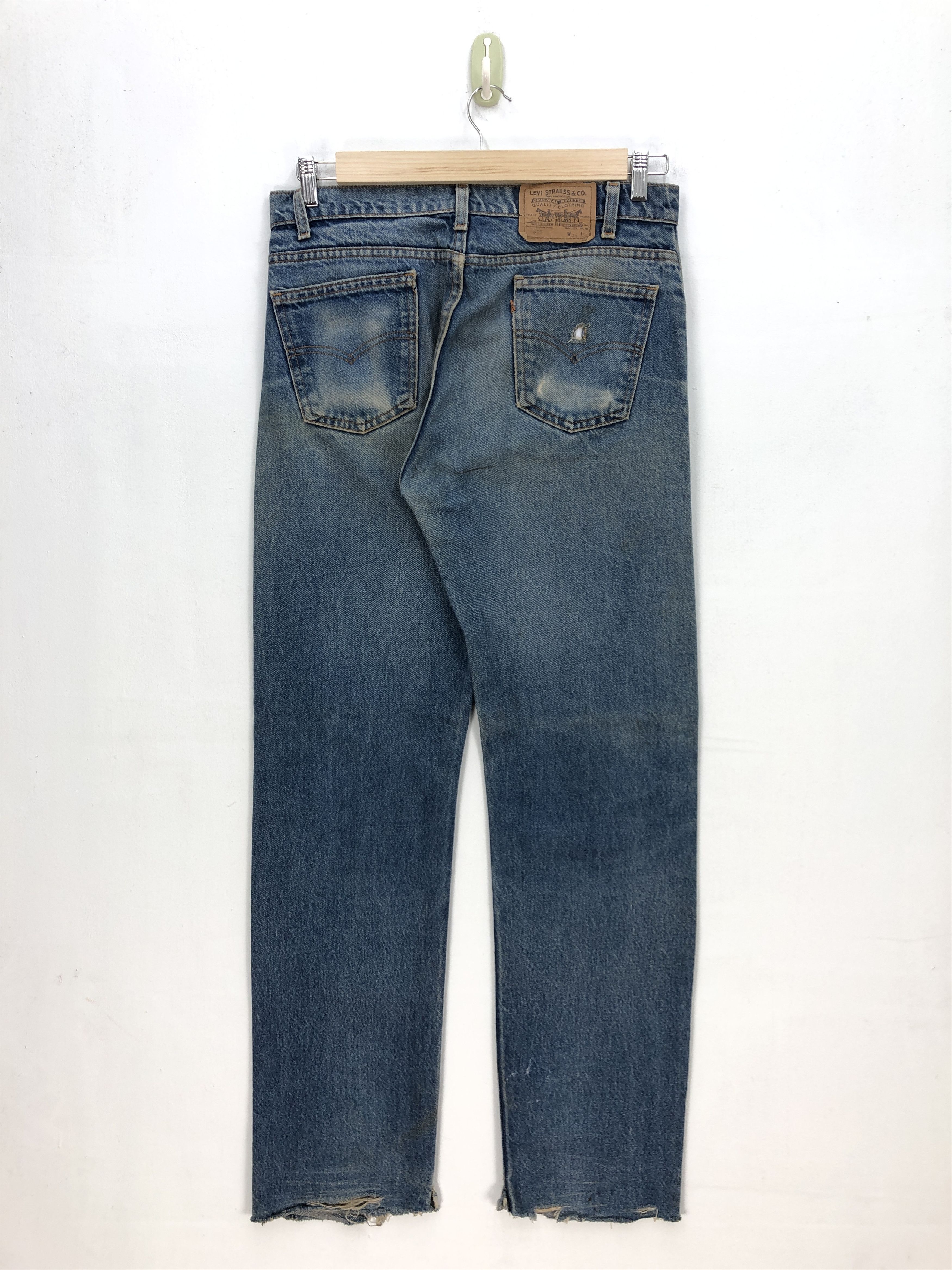 Levi's Vintage Levis 505 Stonewash Jeans Distressed Levi's Denim Size US 32 / EU 48 - 2 Thumbnail
