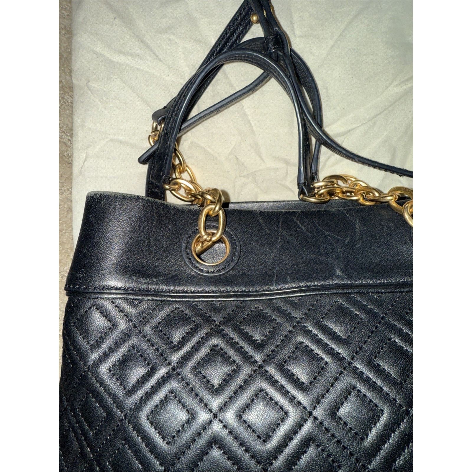 Tory Burch Tory Burch Fleming Quilted Leather Handbag with Dust Bag Size ONE SIZE - 7 Thumbnail