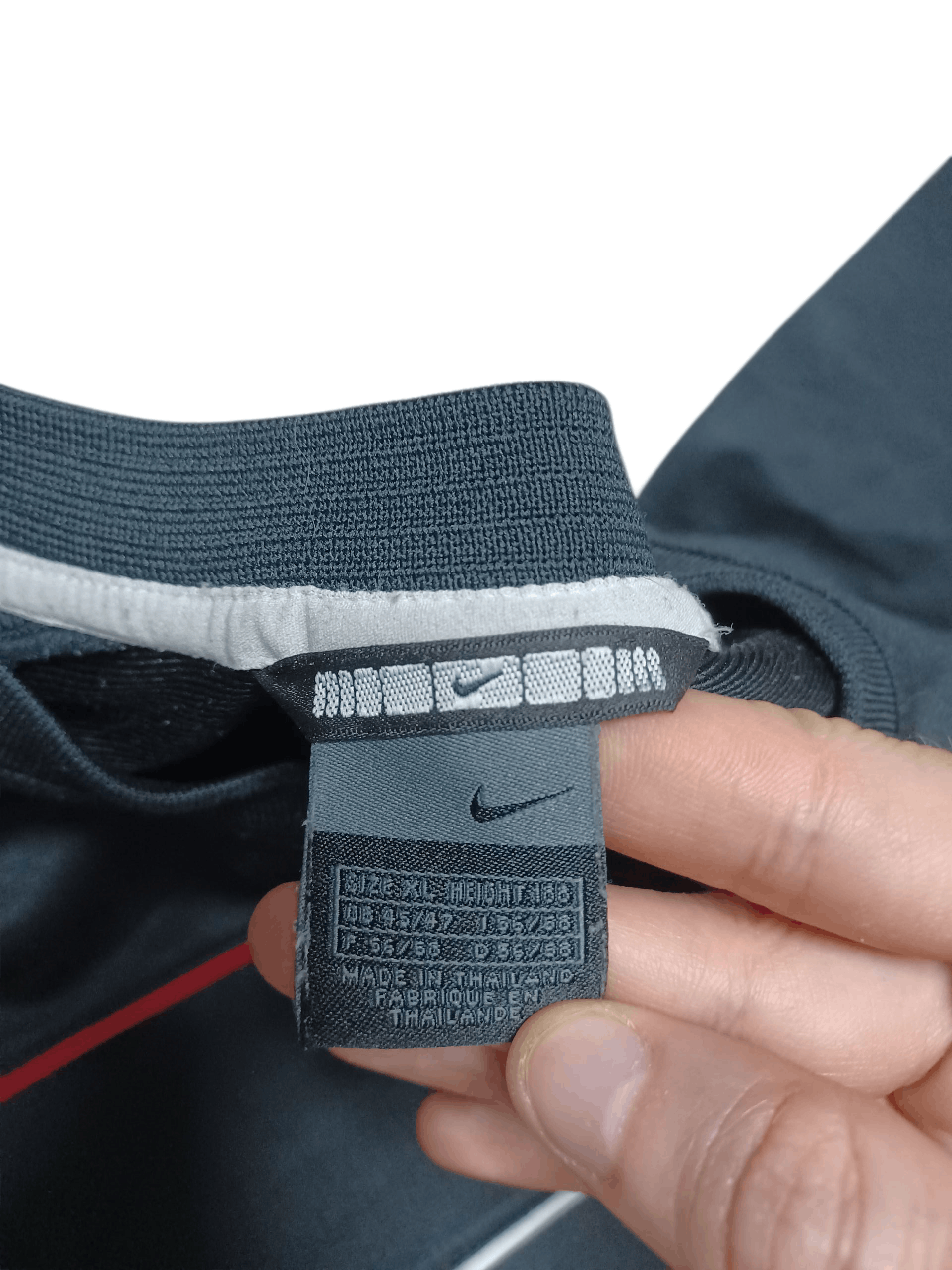 Nike NIKE VINTAGE CENTERLOGO TOTAL 90 SPORTSWEAR TEE Size US XL / EU 56 / 4 - 4 Thumbnail