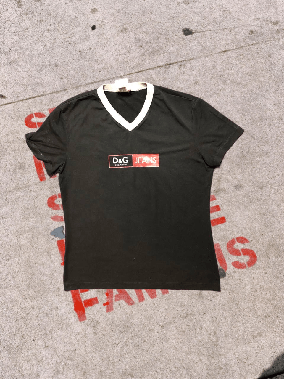 Dolce & Gabbana Vintage D&G Dolce & Gabbana vintage luxury center logo tee Size XL / US 12-14 / IT 48-50 - 1 Thumbnail
