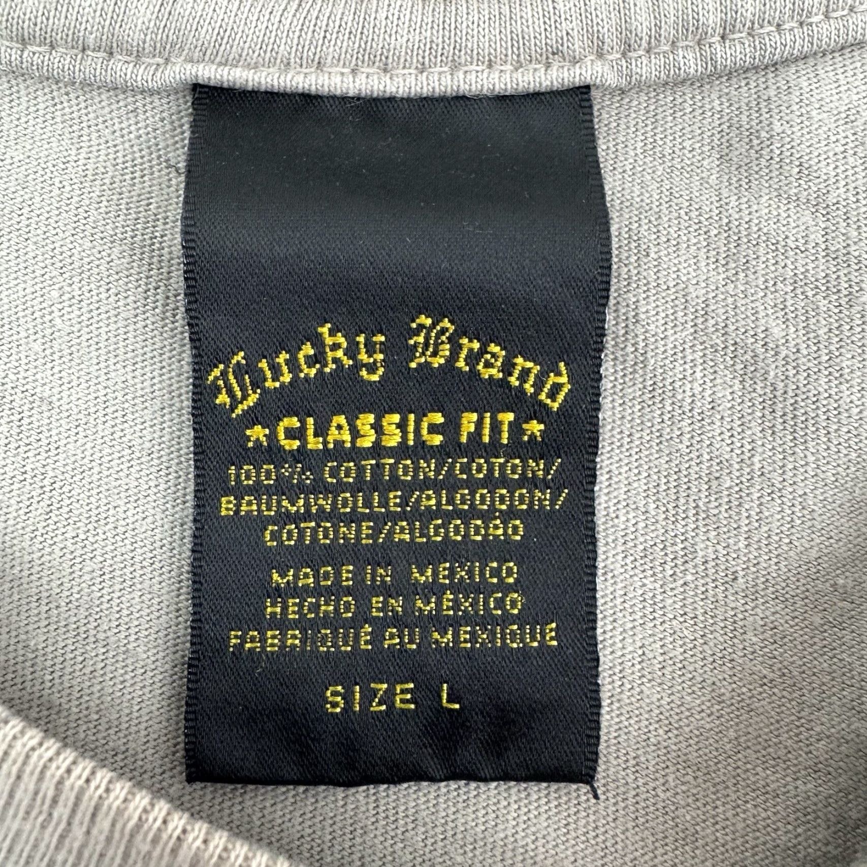 Lucky Brand VINTAGE Lucky Brand T Shirt Adult L Beige 4 Leaf Clover Hipster 90s Y2K California USA Mens Size US L / EU 52-54 / 3 - 6 Thumbnail