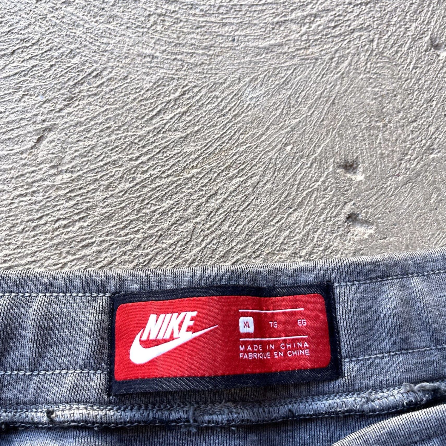 Nike Nike Pants Mens XL Gray Tech Fleece Jogger Sweat Performance Stretch Basic Gym Size US 36 / EU 52 - 6 Thumbnail