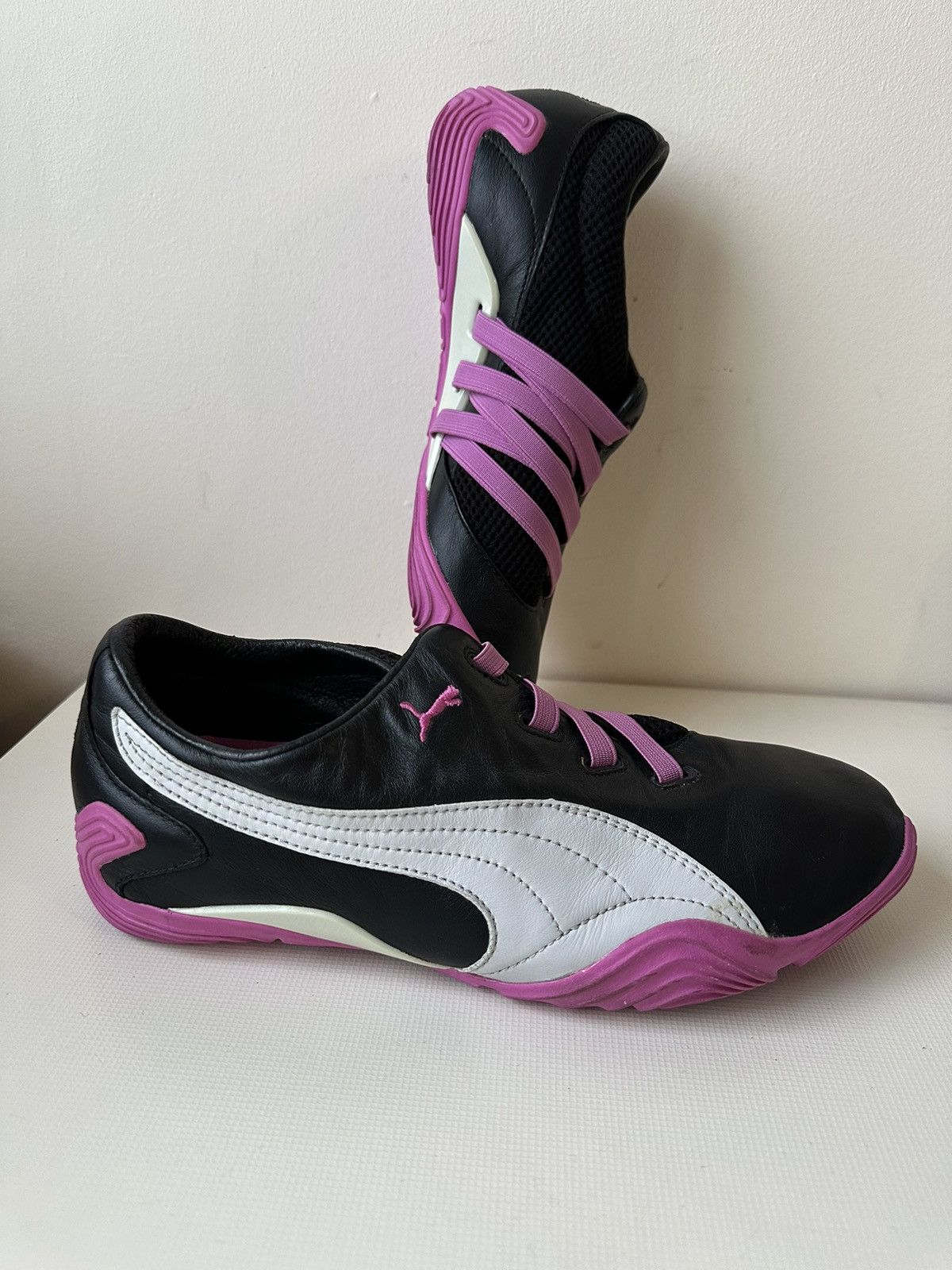 Puma Puma Slidre low pink black leather low top vintage shoes Size US 8.5 / IT 38.5 - 1 Thumbnail