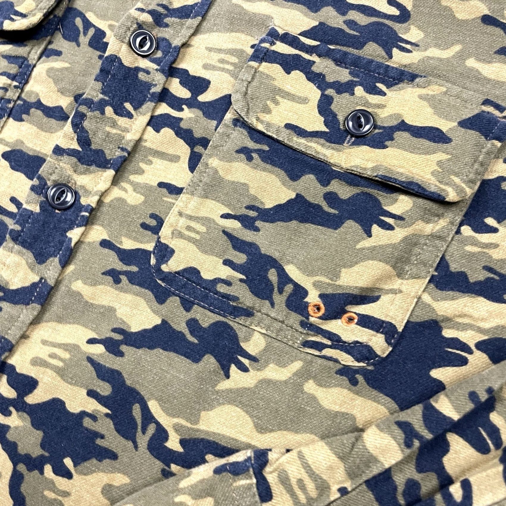 Vintage VINTAGE Stapleford Workwear Shirt Adult Medium Brown Camo Button Up Pockets Camouflage Flannel 100% Cotton Athletic Mens Size US M / EU 48-50 / 2 - 3 Thumbnail