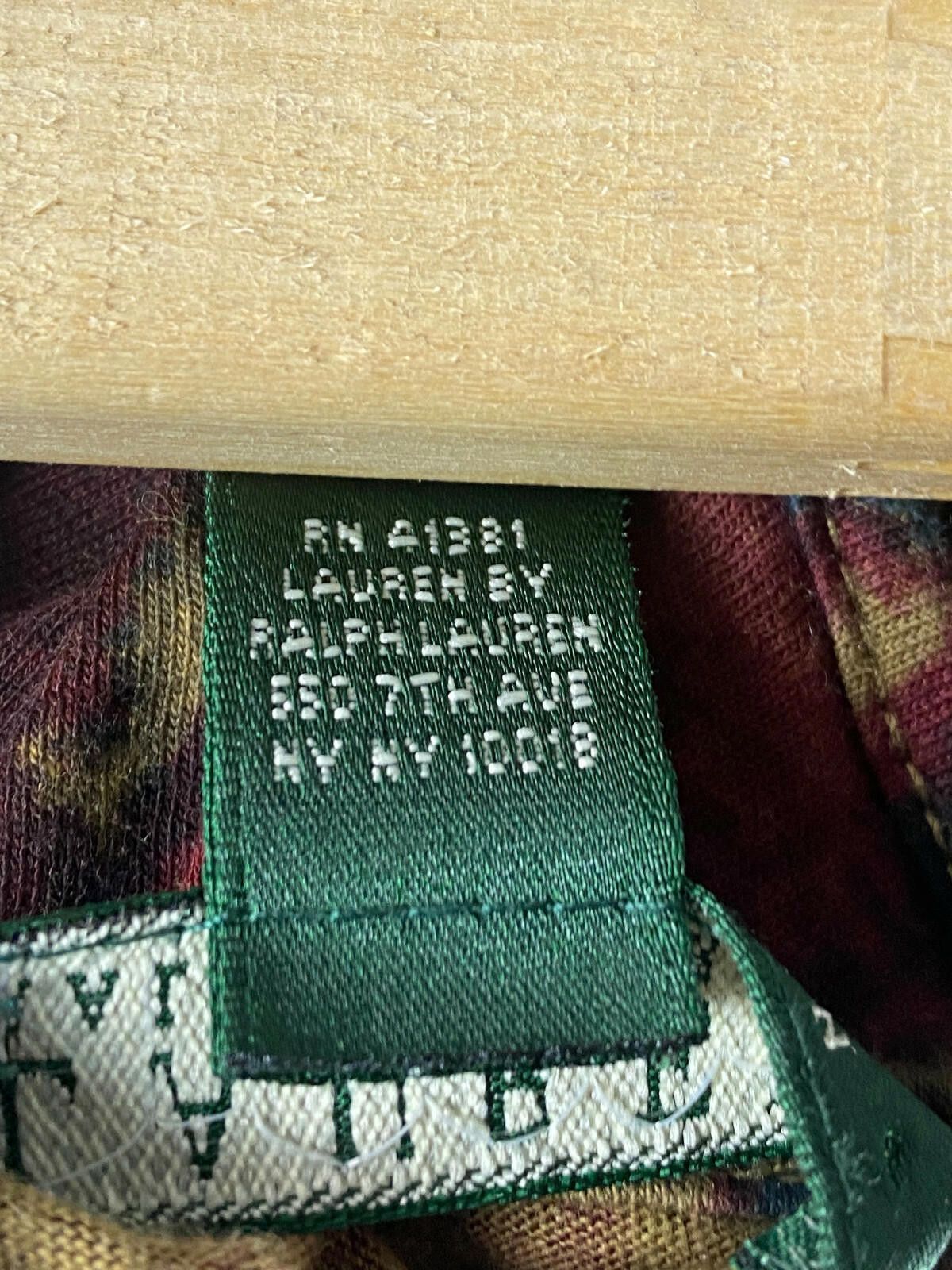 Lauren Ralph Lauren Lauren Ralph Lauren Multicolor Floral Button Sweater Size M Size M / US 6-8 / IT 42-44 - 8 Thumbnail