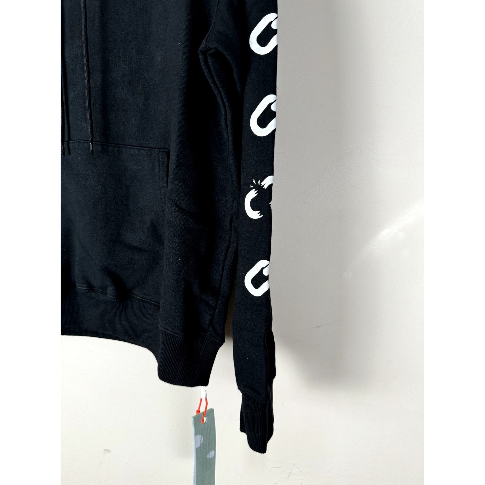 Off-White o1rshd1 Chain Arrow Slim Hoodie in Black White Size US XL / EU 56 / 4 - 5 Thumbnail