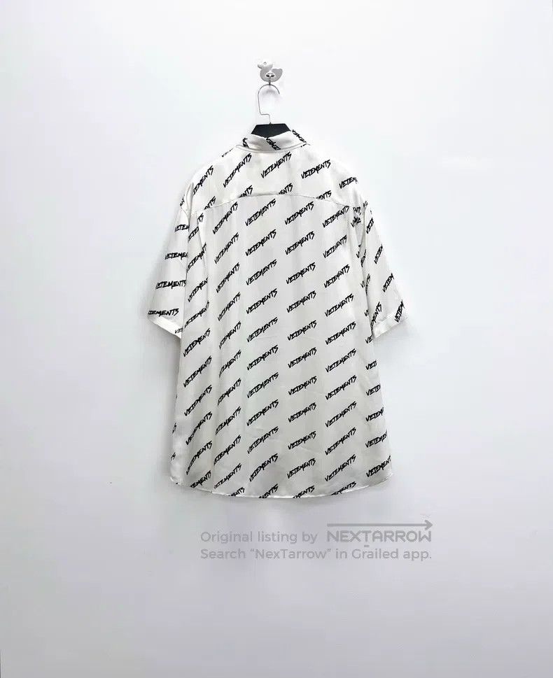 Vetements Handwritten barrage full print letter logo silk
