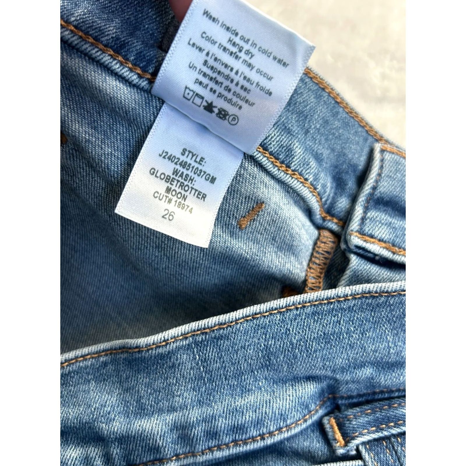 Veronica Beard Veronica Beard Carson Ankle Flare High Rise Jeans 26 Blue Denim Stretch Jeans Women Adult Regular Size 26 Blue Denim Stretch Size 26" / US 2 / IT 38 - 7 Thumbnail