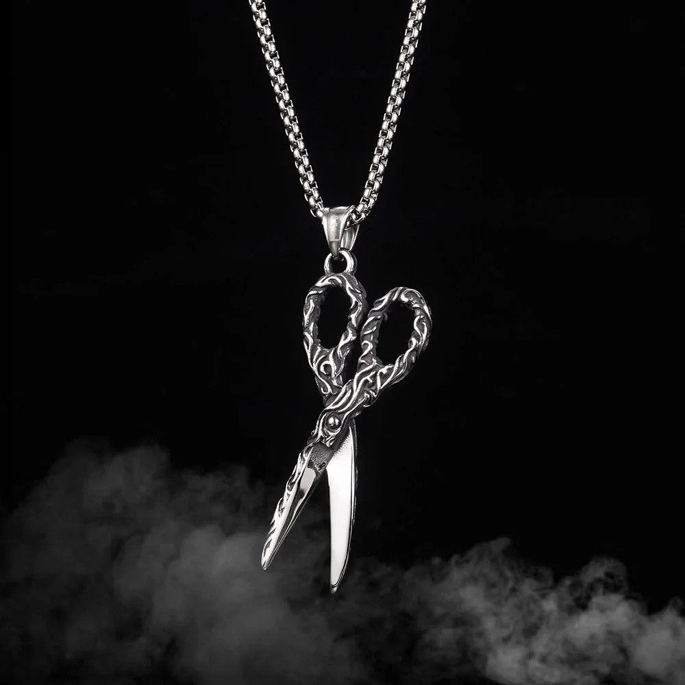 Other Vintage Hairstylist Pendant Necklace Size ONE SIZE - 1 Thumbnail
