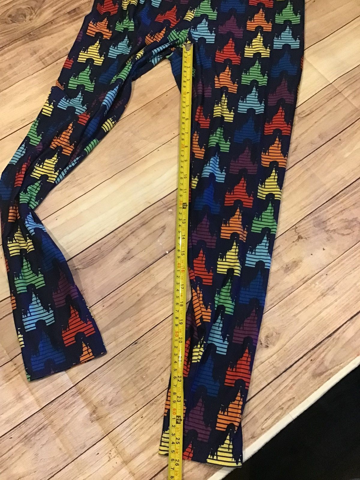 Other Walt disney world fantasyland castle rainbow leggings size m Size 28" / US 6 / IT 42 - 4 Thumbnail