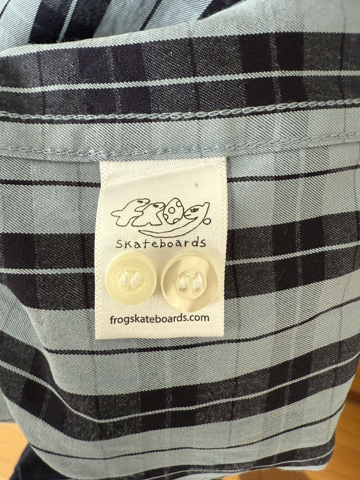 Frog Skateboards Frog Skateboards Pocket Bug Shirt - NWOT - Blue - Medium Size US M / EU 48-50 / 2 - 5 Thumbnail