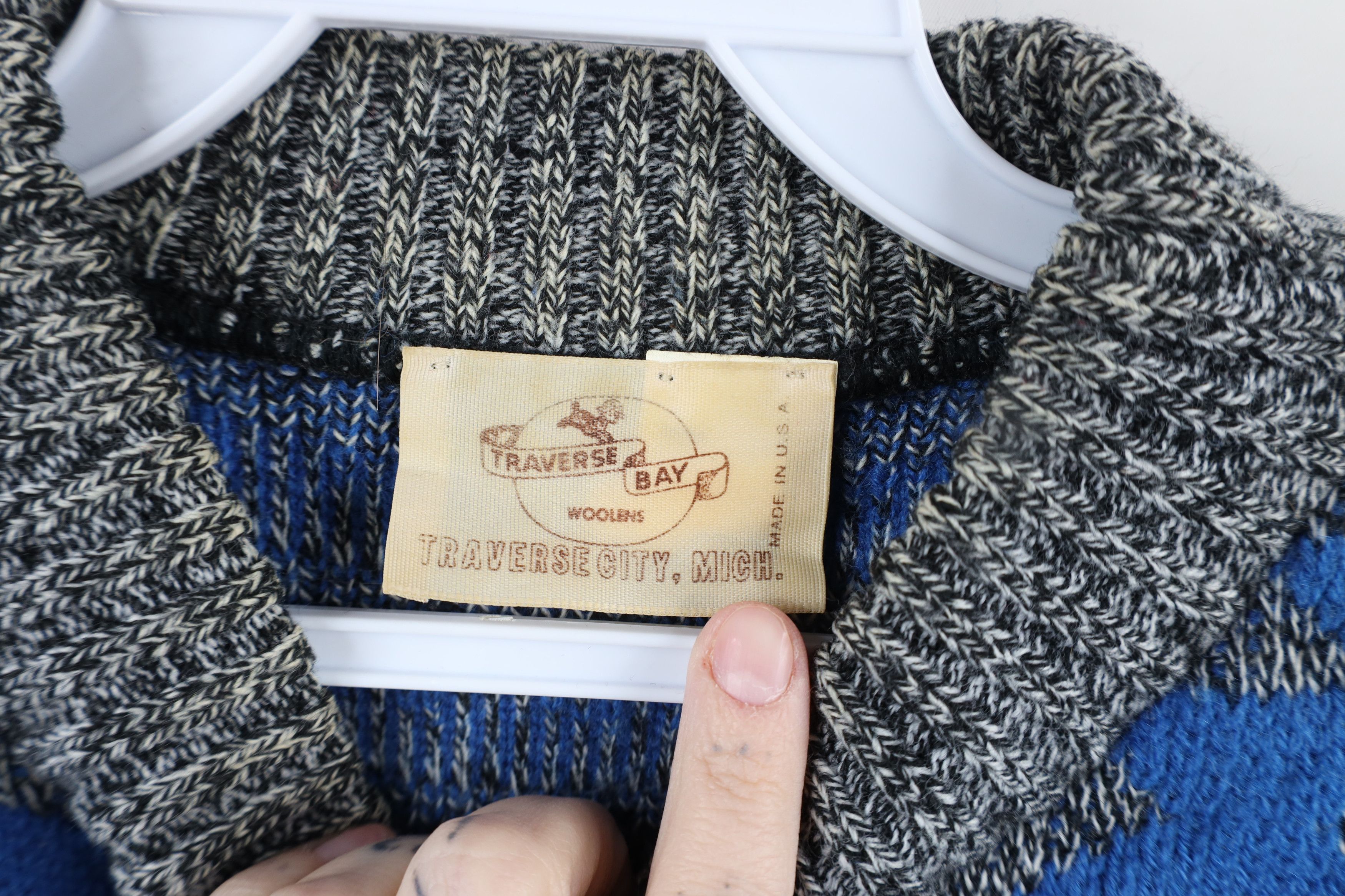 Vintage Vintage 90s Streetwear Fiesta Geometric Knit Sweater USA Size US S / EU 44-46 / 1 - 8 Thumbnail